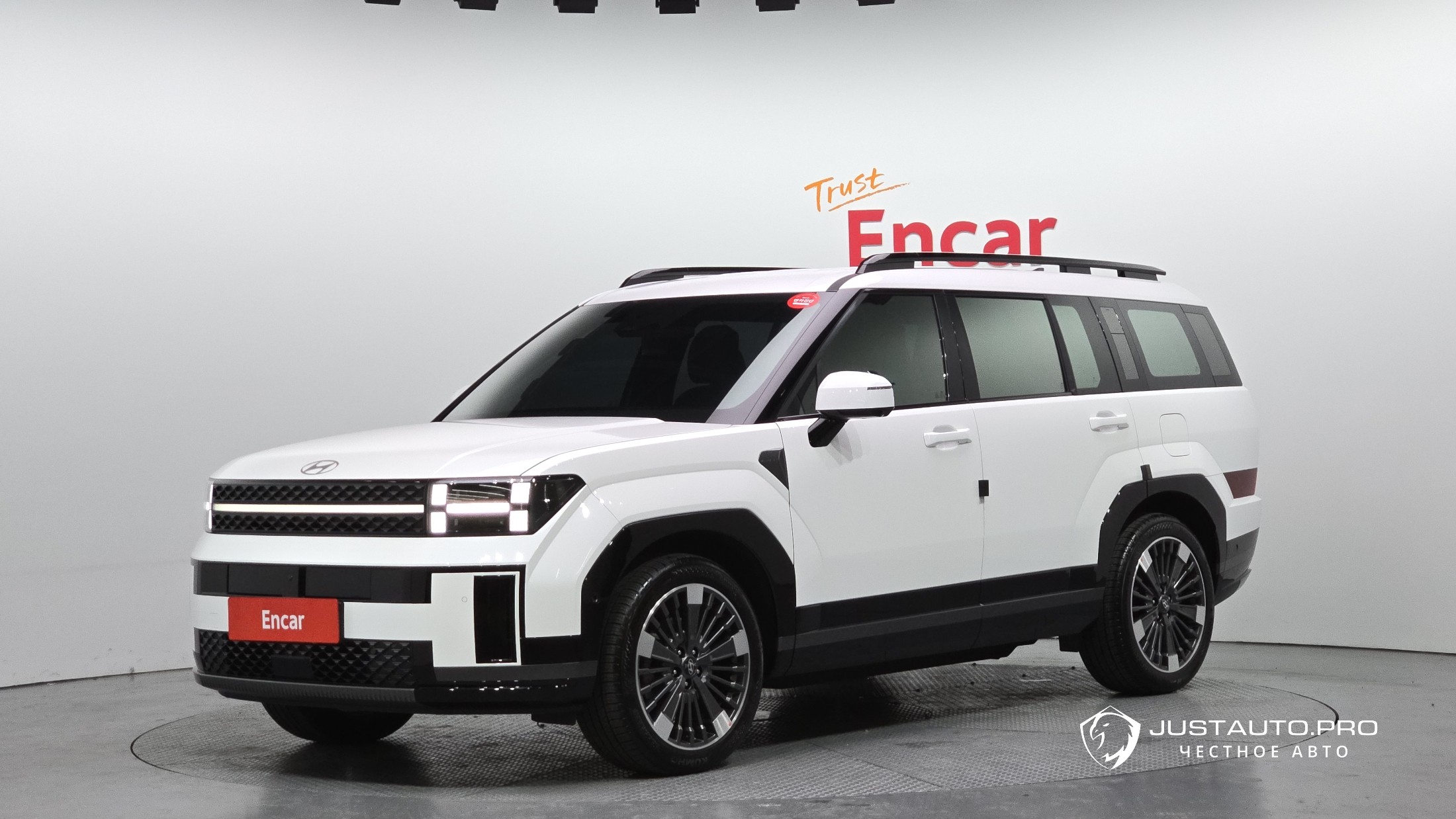 Автомобиль Hyundai Santafe