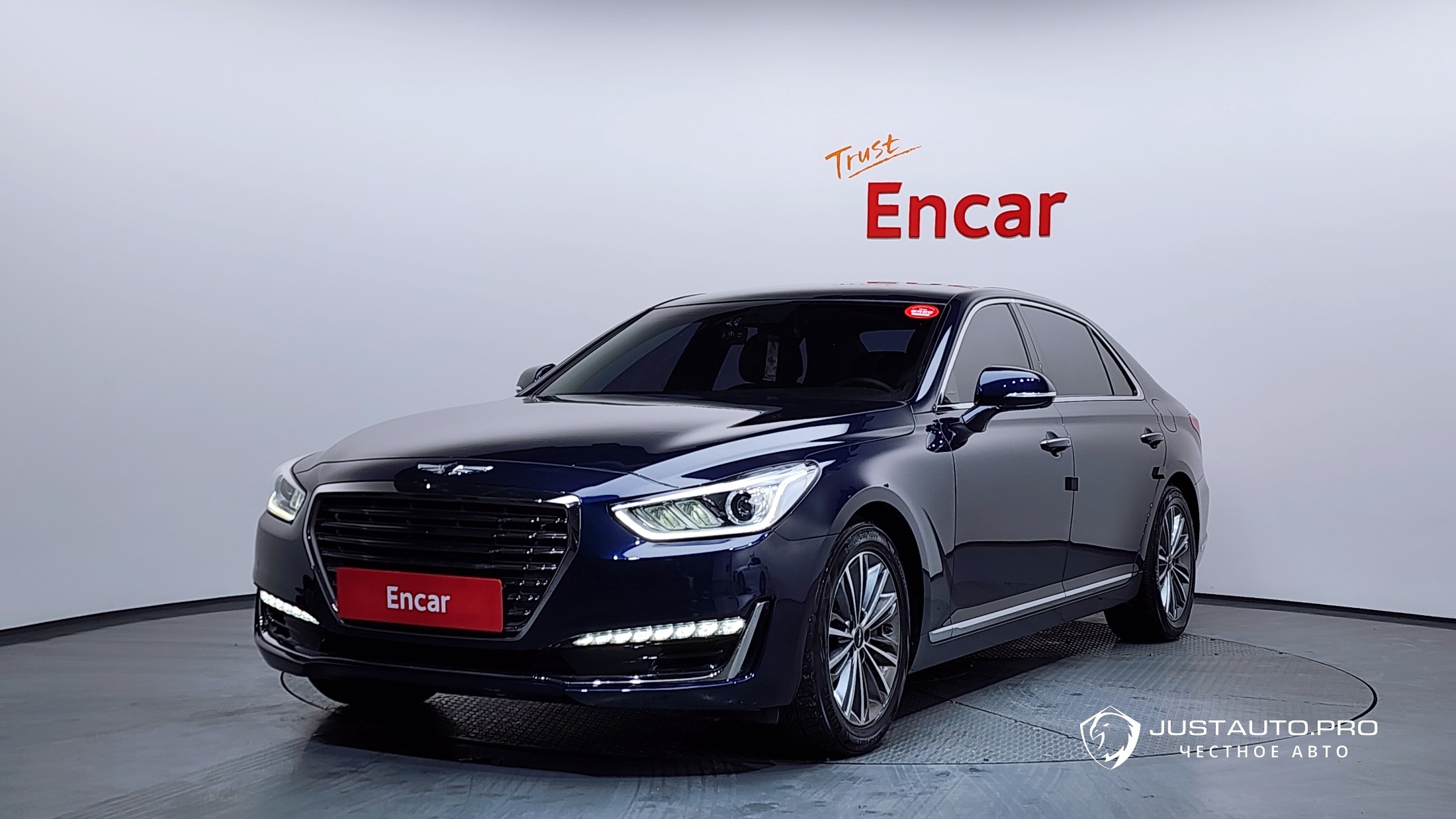 Автомобиль Genesis EQ900