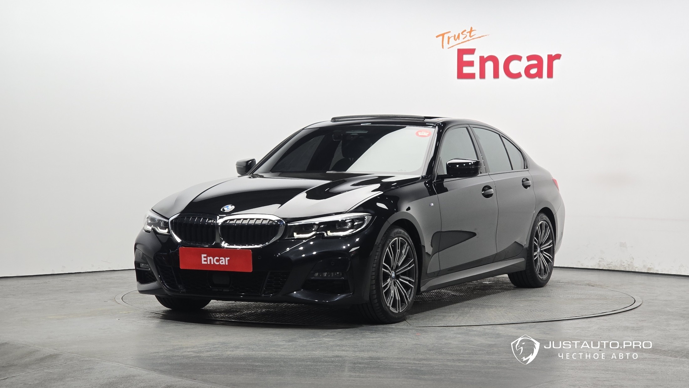 Автомобиль BMW 3-Series