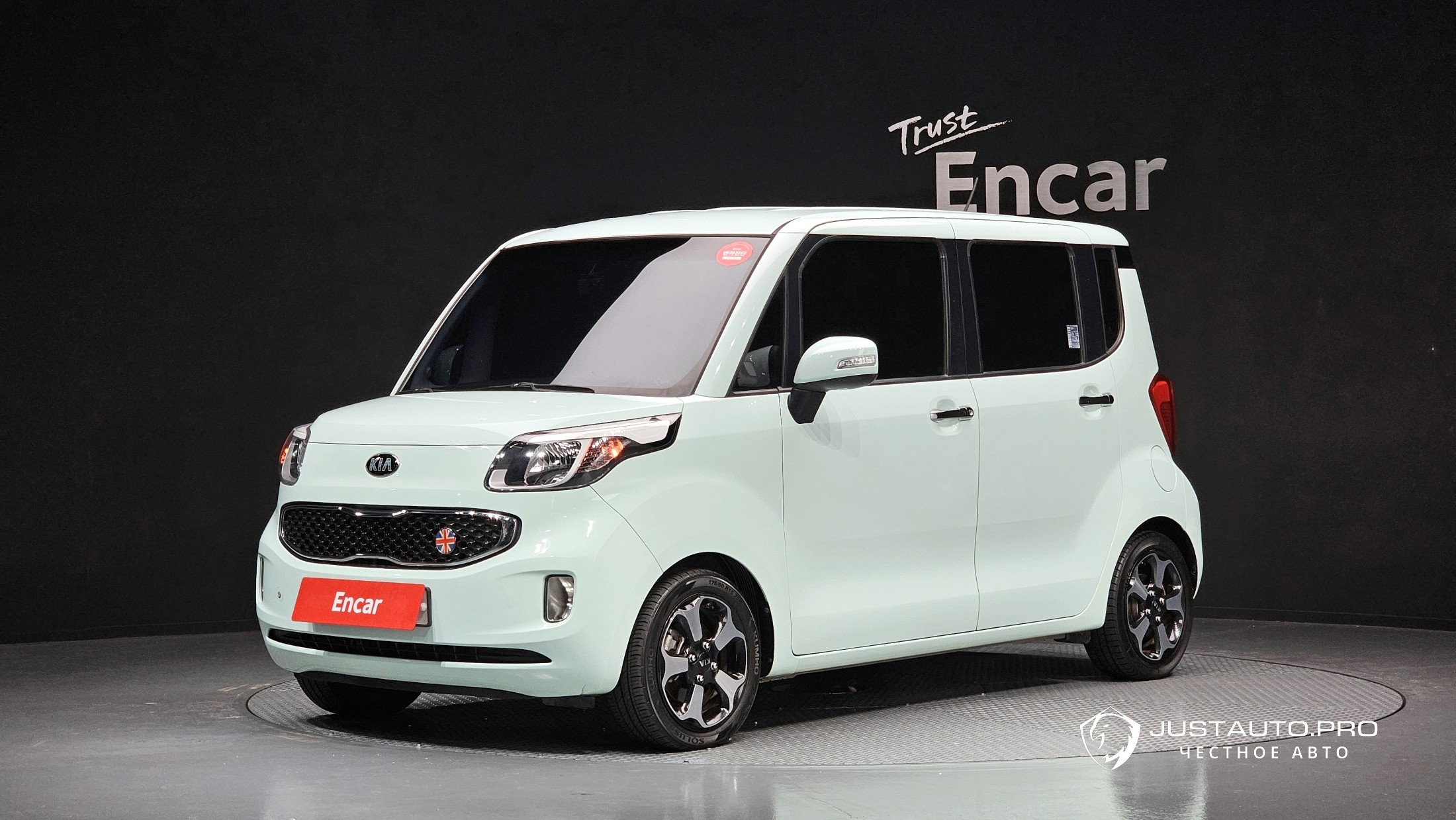 Автомобиль Kia RAY
