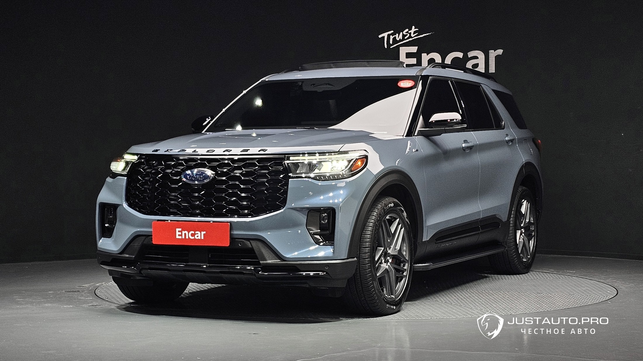 Автомобиль Ford Explorer