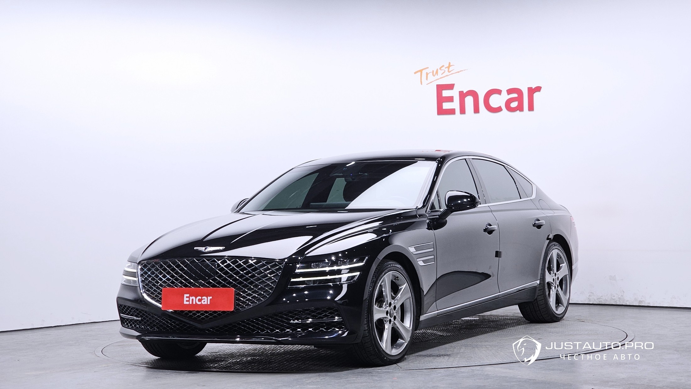 Автомобиль Genesis G80