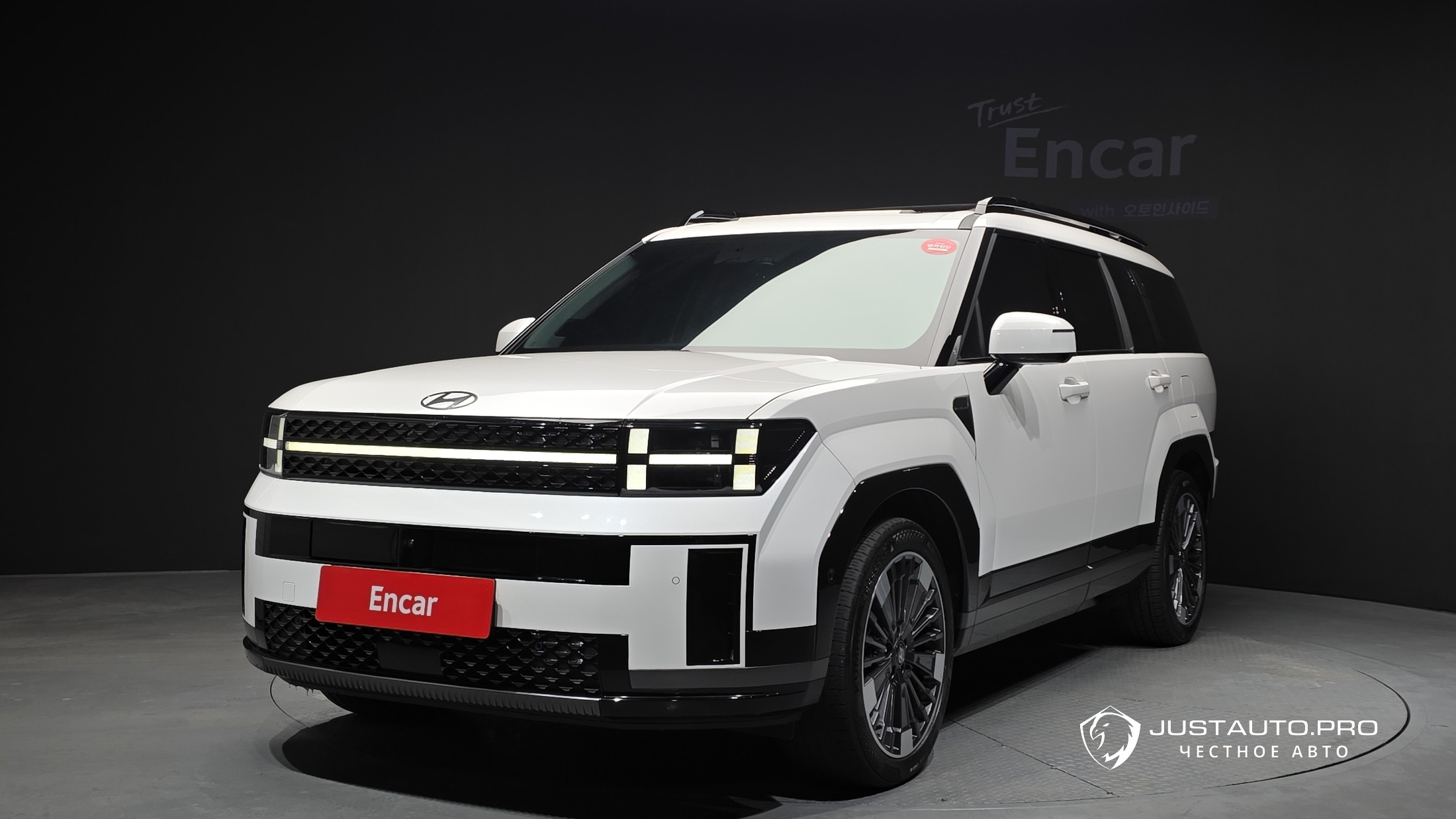 Автомобиль Hyundai Santafe