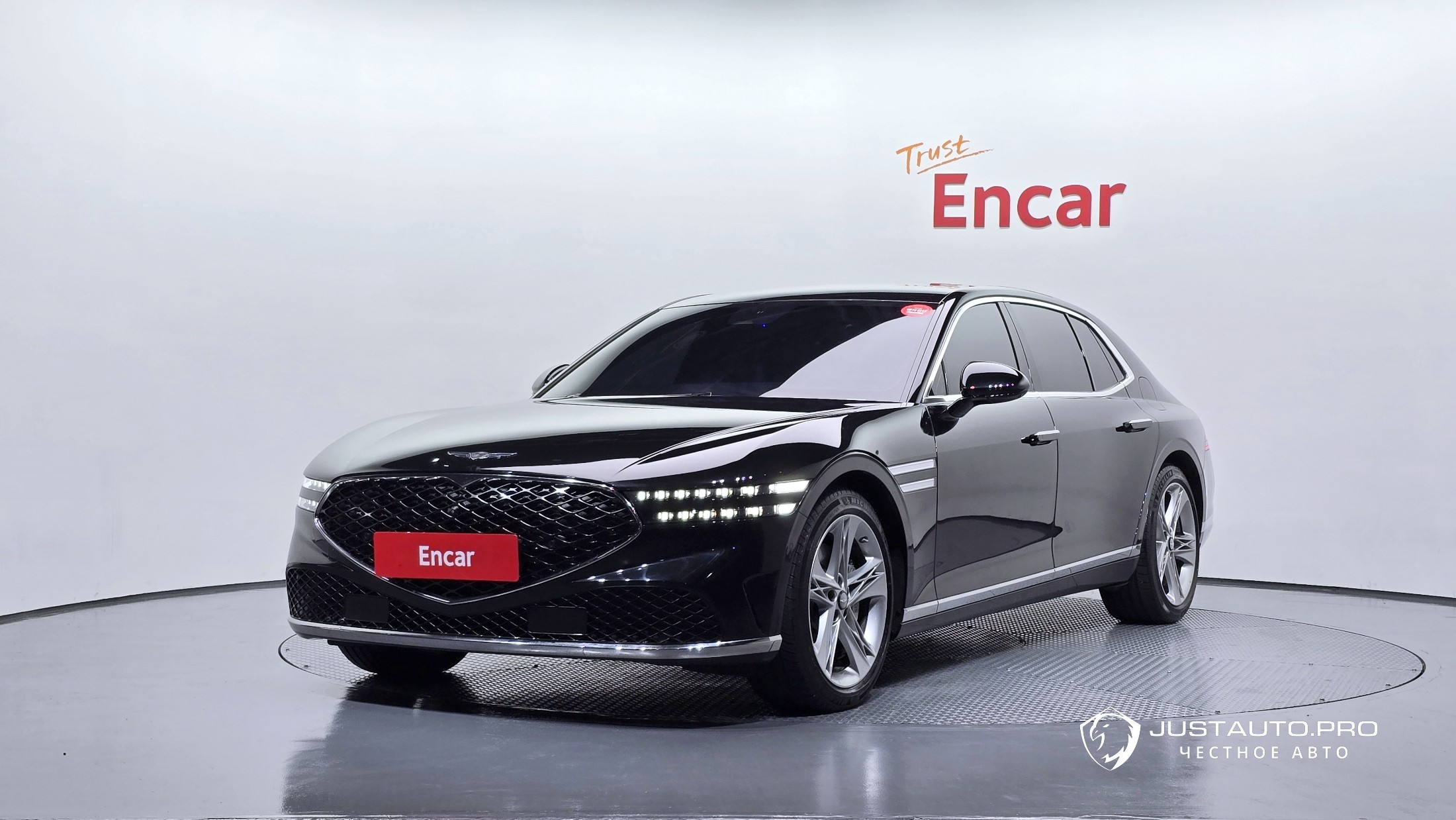 Автомобиль Genesis G90