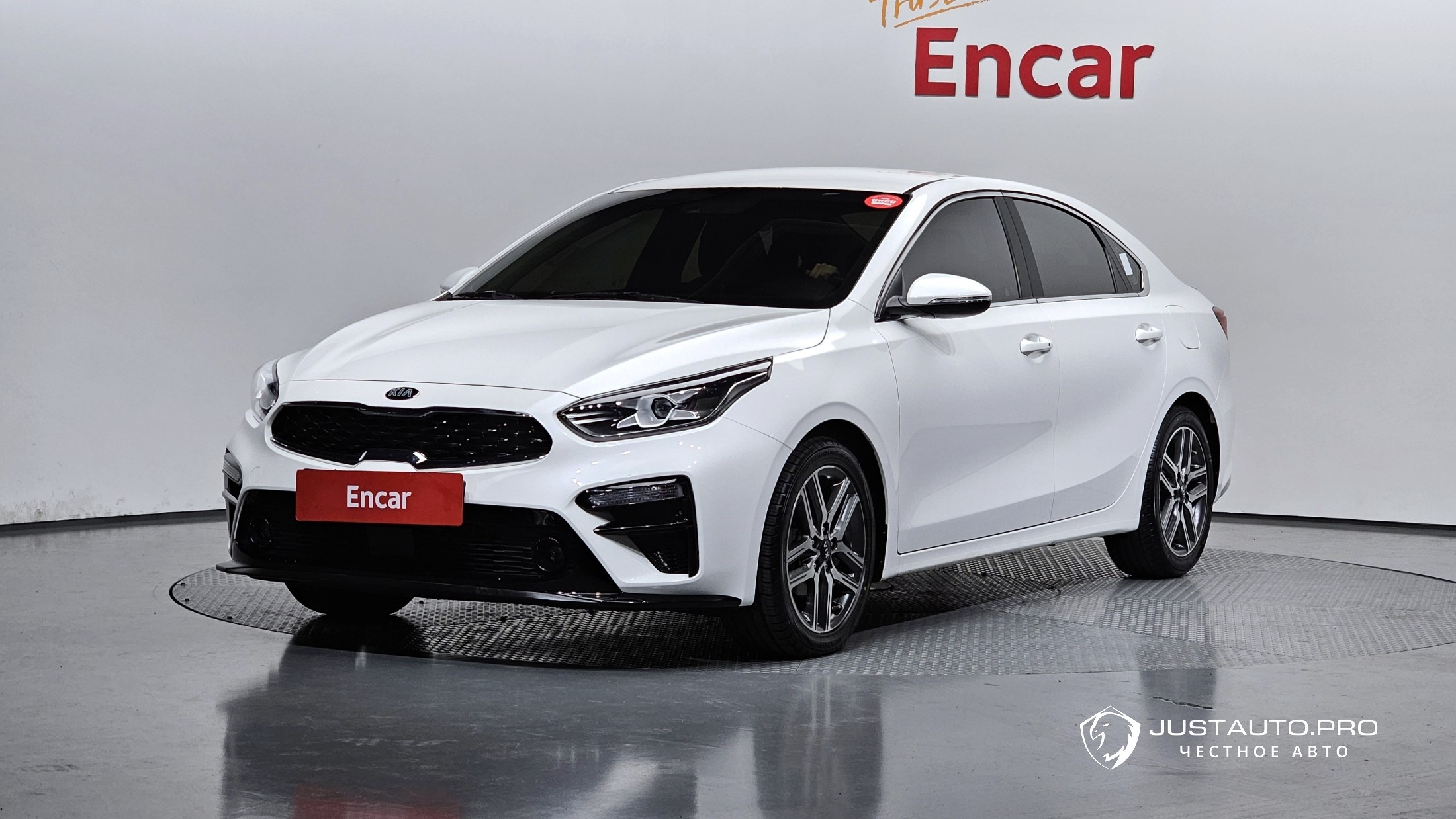 Автомобиль Kia K3