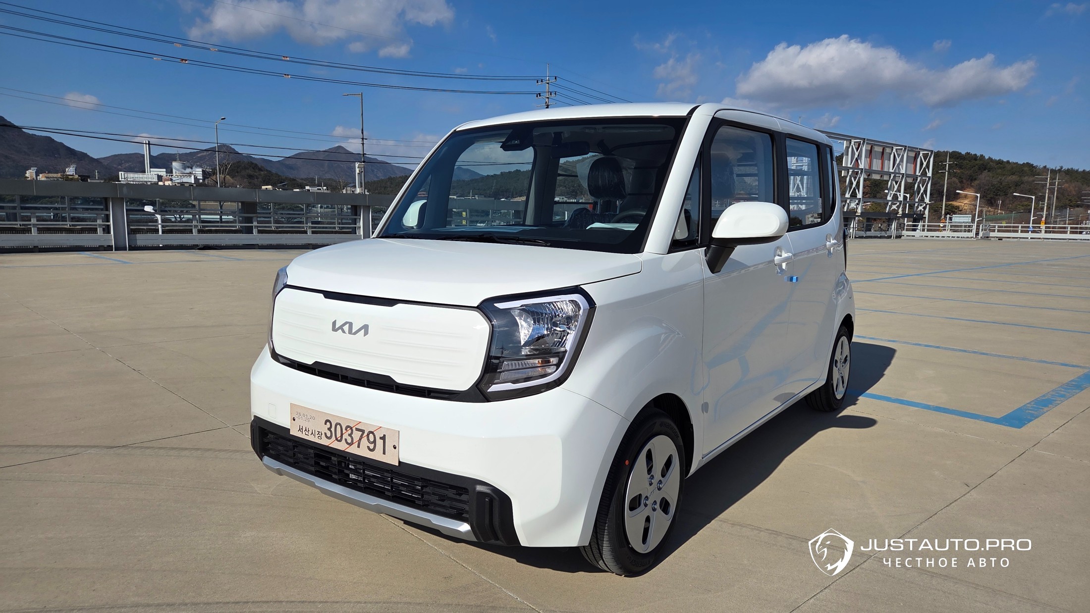 Автомобиль Kia RAY