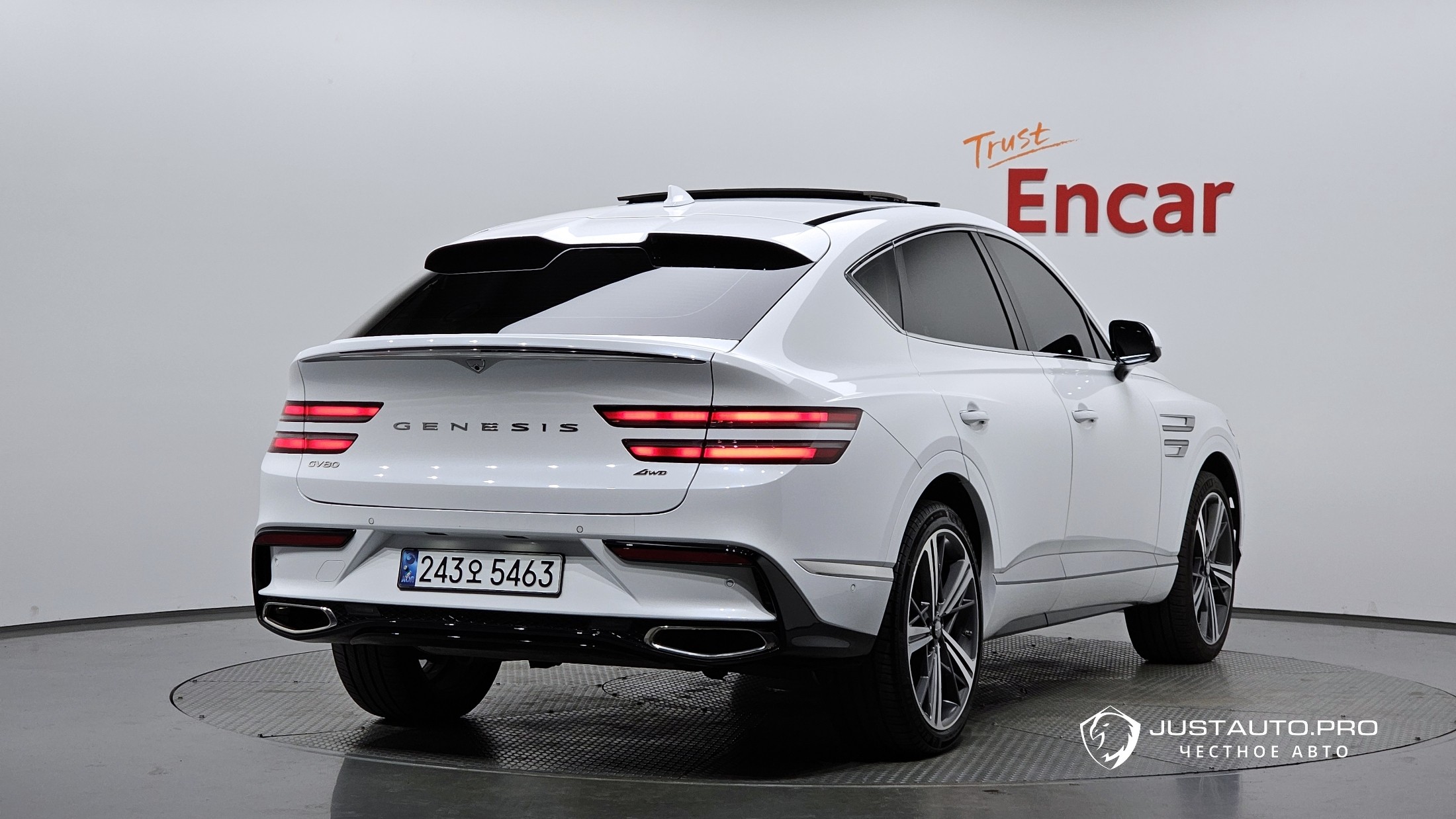 Автомобиль Genesis GV80