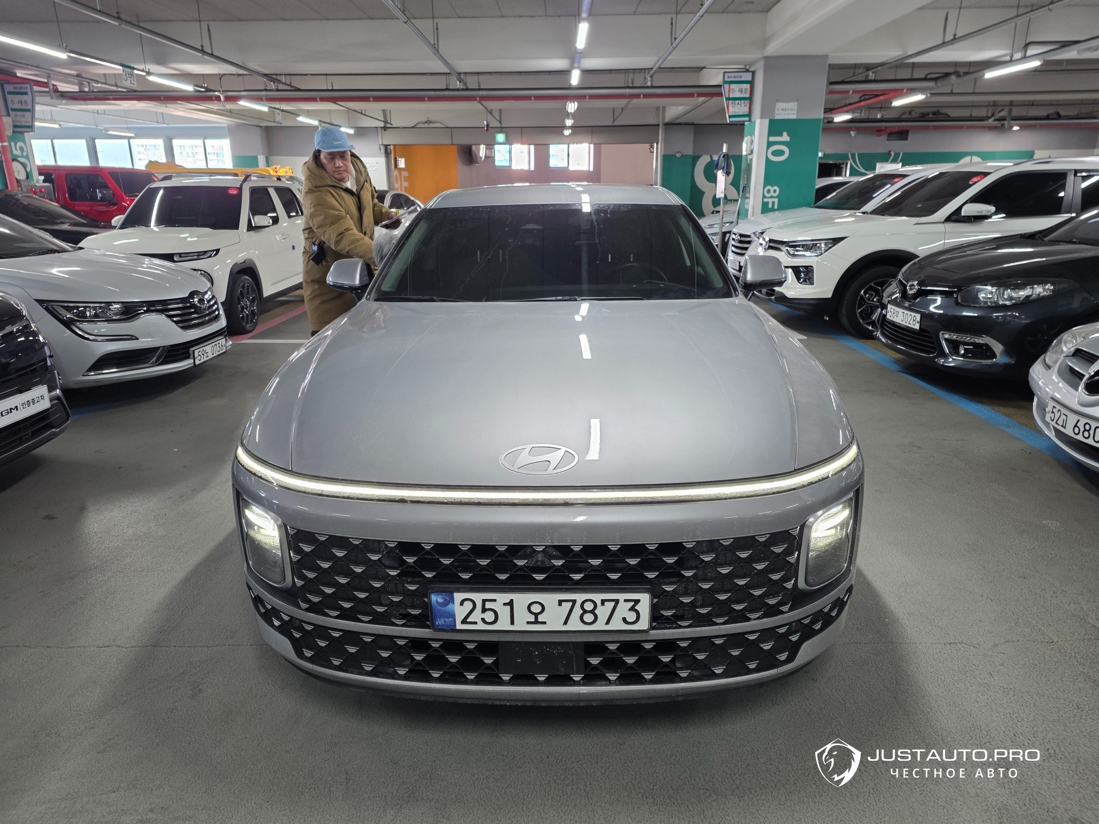 Автомобиль Hyundai Grandeur