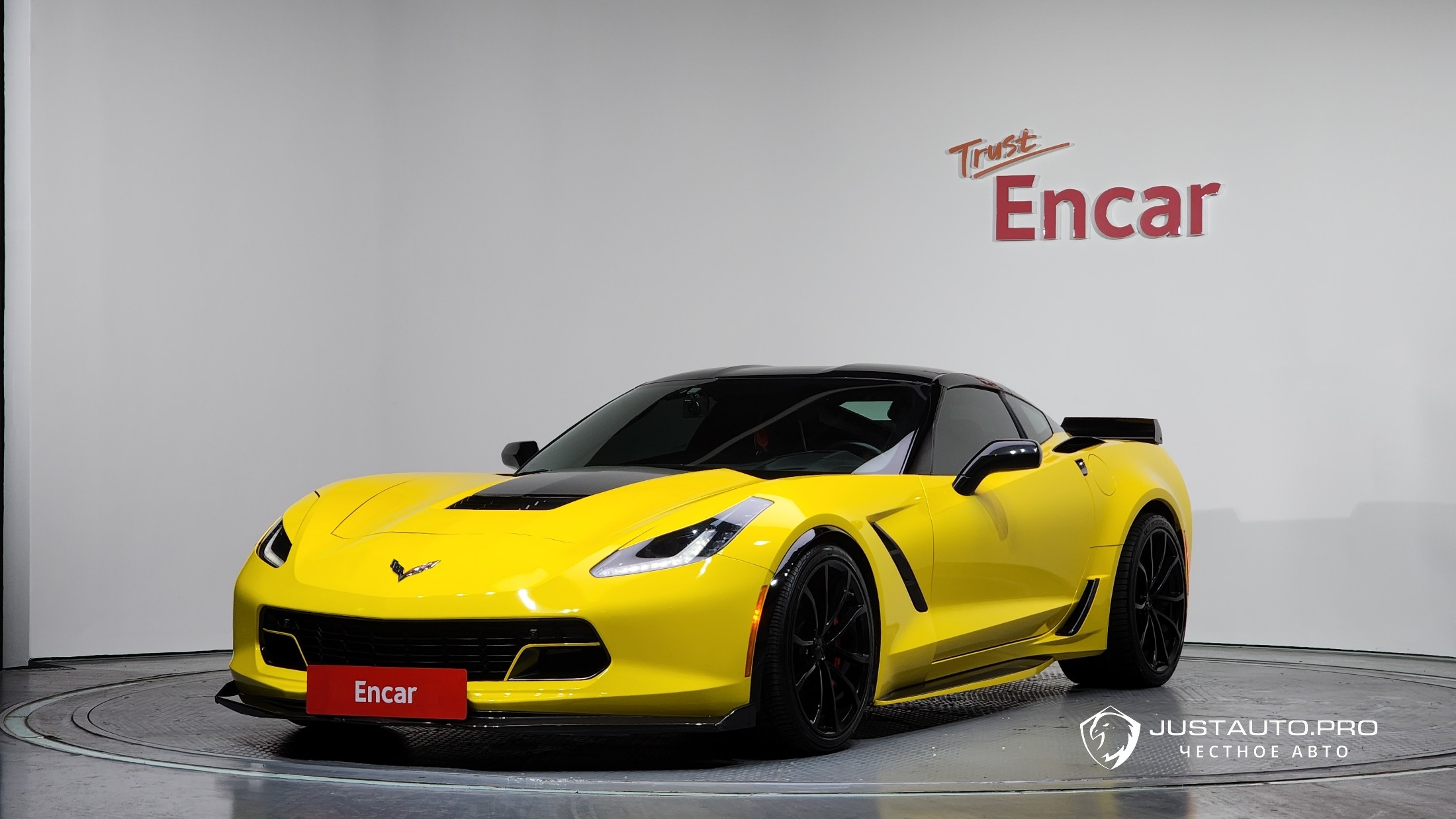 Автомобиль Chevrolet Corvette