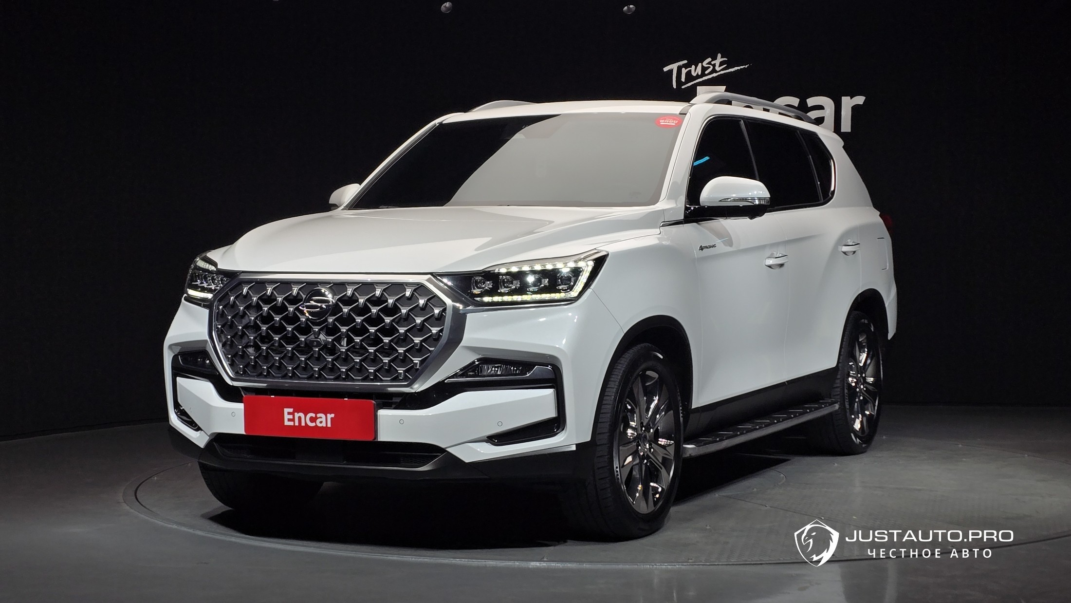 Автомобиль KG_Mobility_Ssangyong Rexton