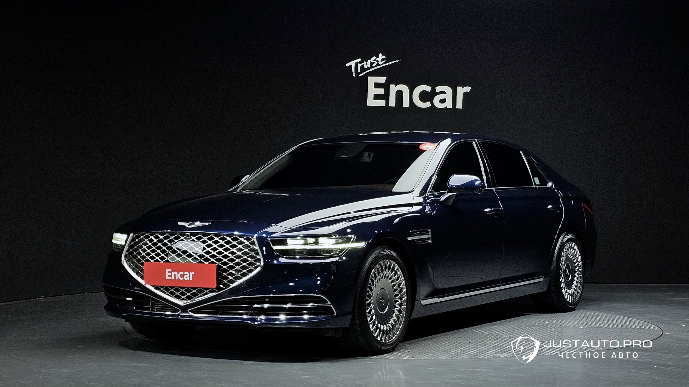 Автомобиль Genesis G90