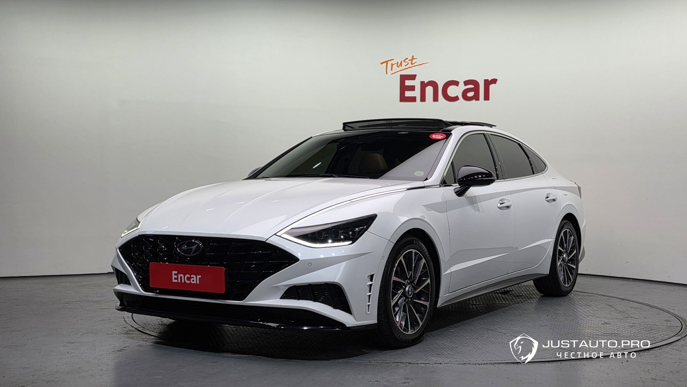 Автомобиль Hyundai Sonata