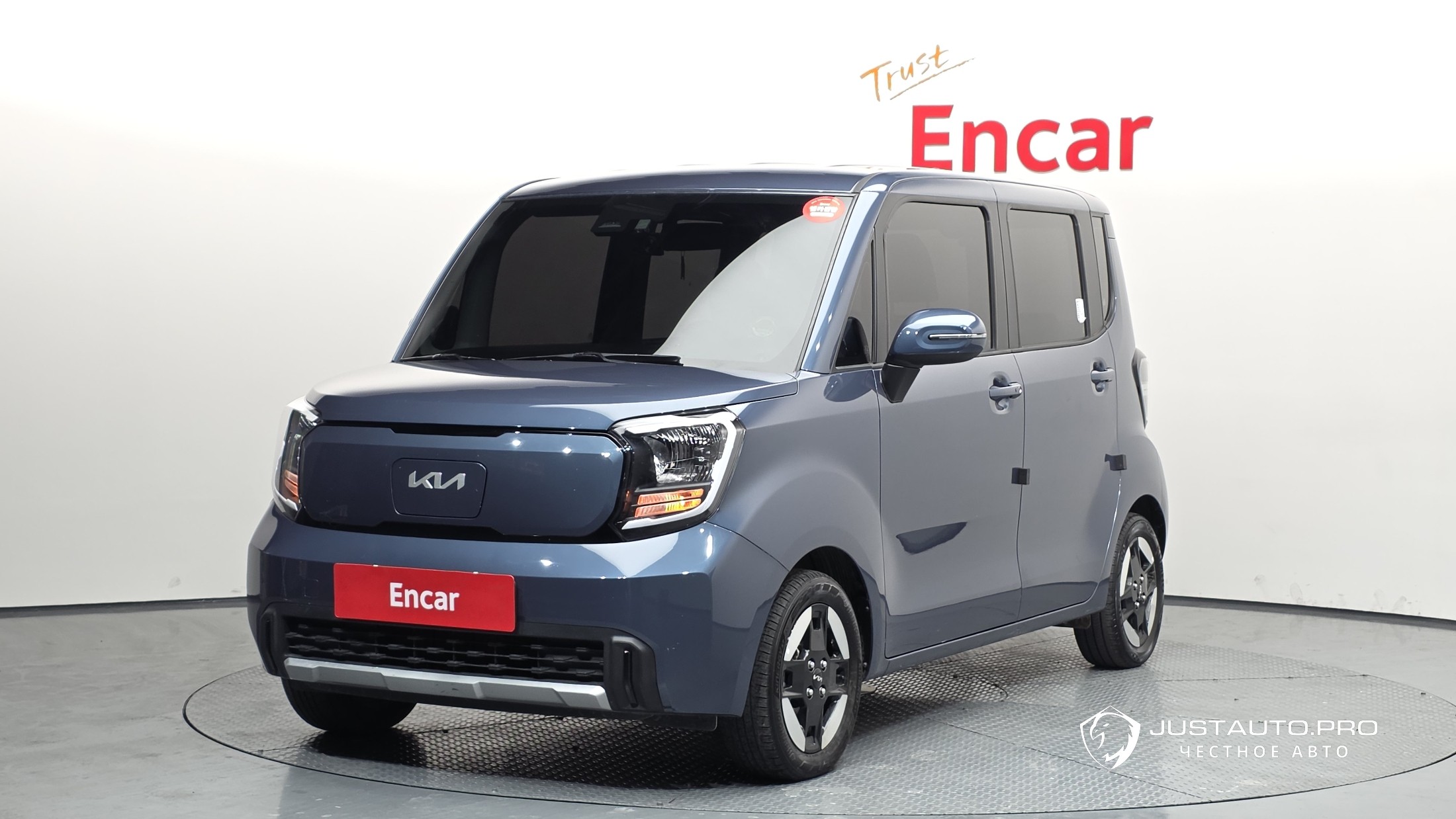 Автомобиль Kia RAY
