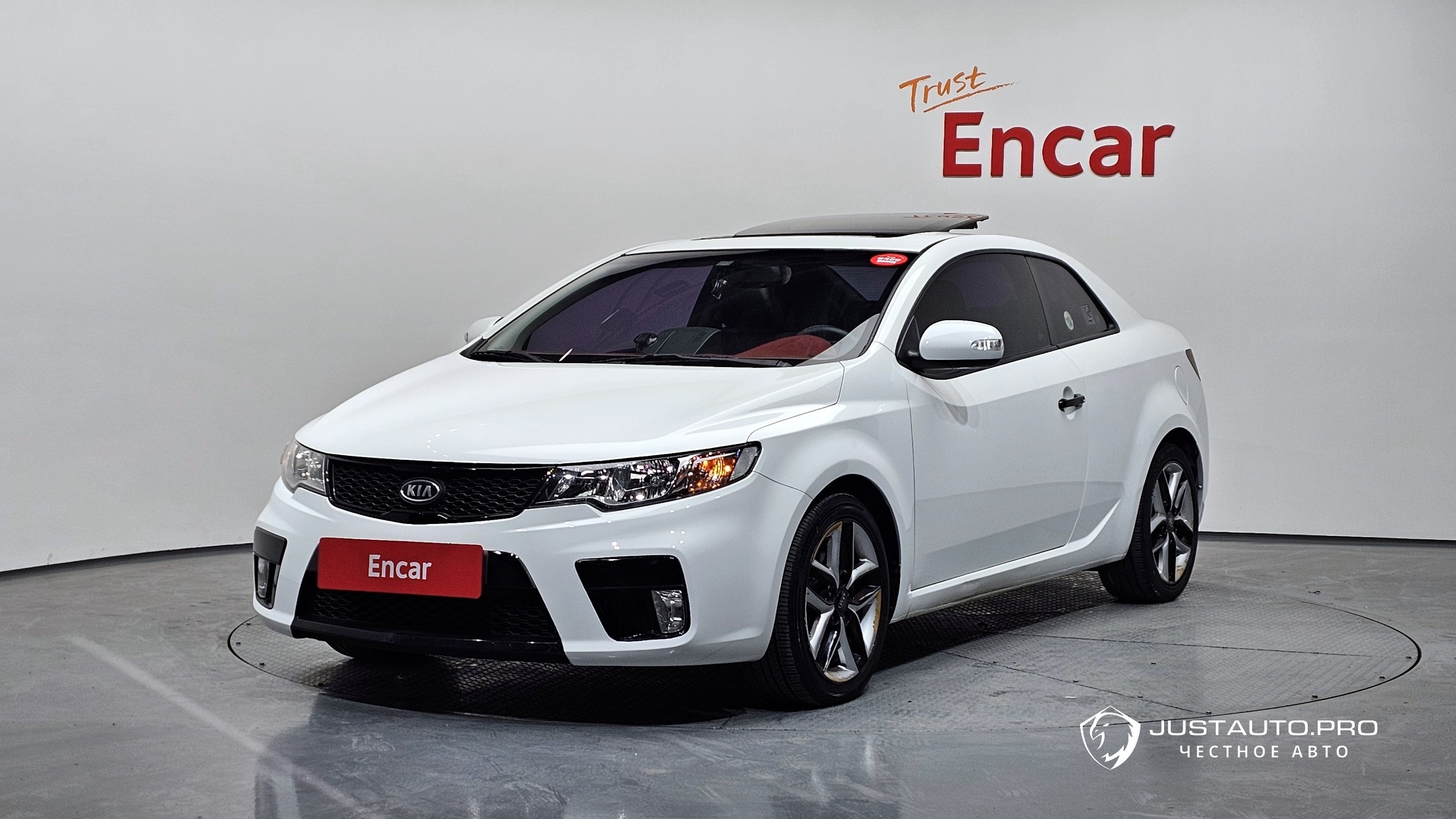 Автомобиль Kia Porte