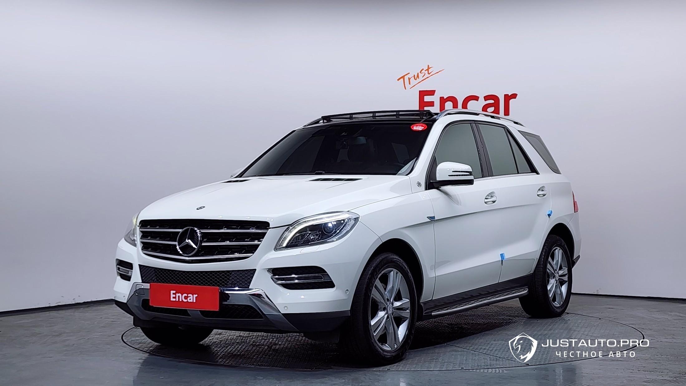 Автомобиль Mercedes-Benz M-class