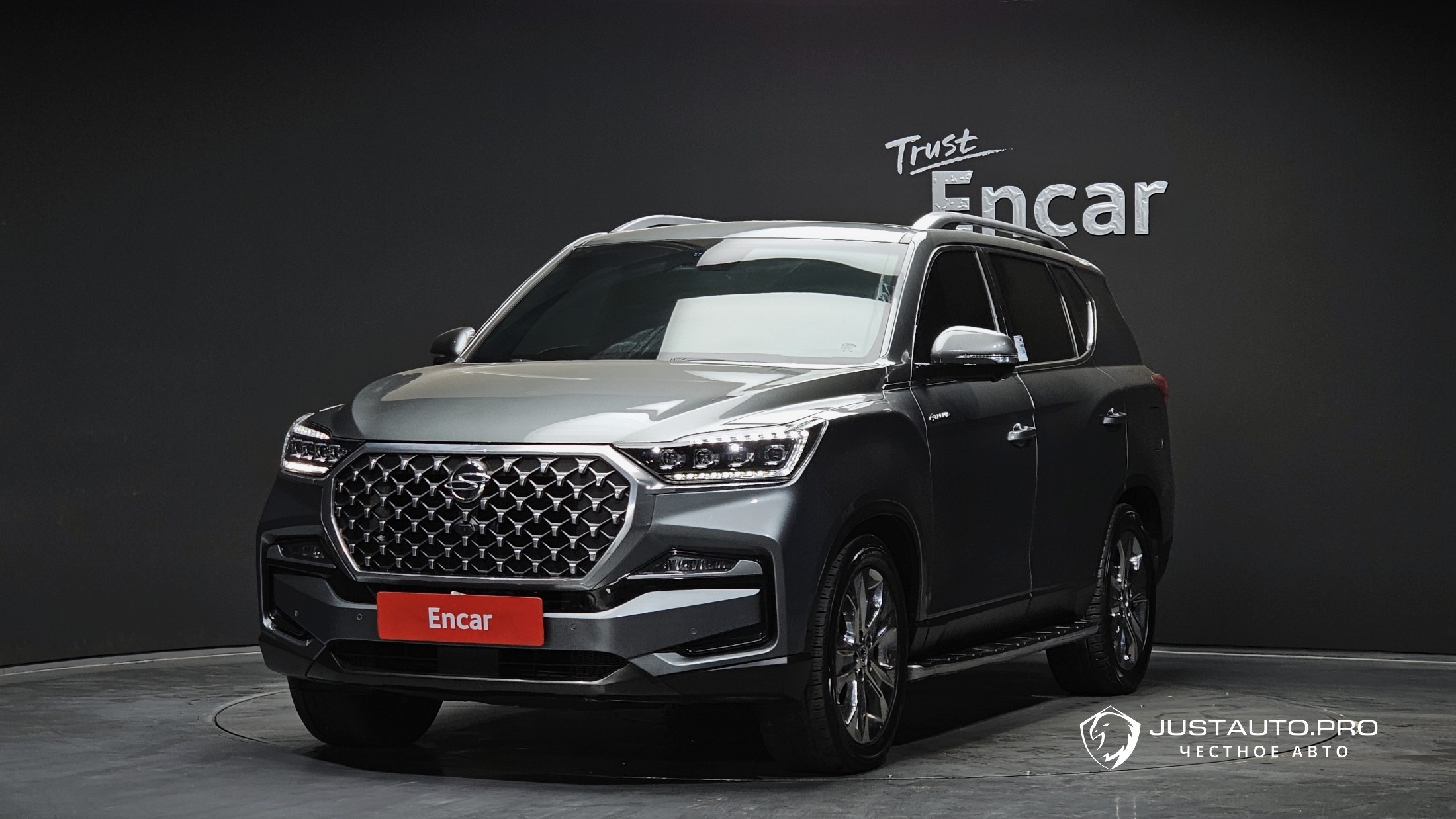 Автомобиль KG_Mobility_Ssangyong Rexton