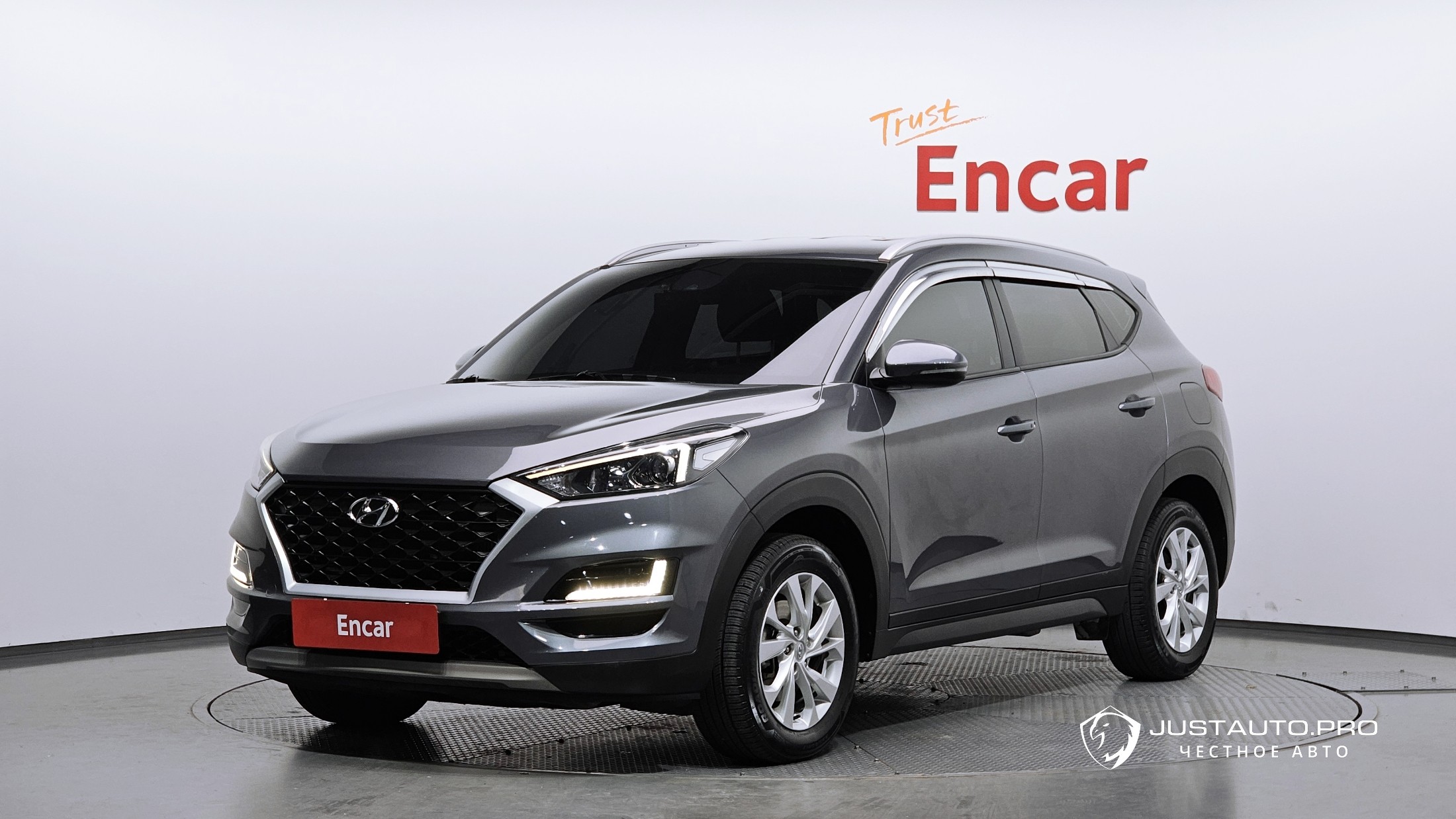 Автомобиль Hyundai Tucson