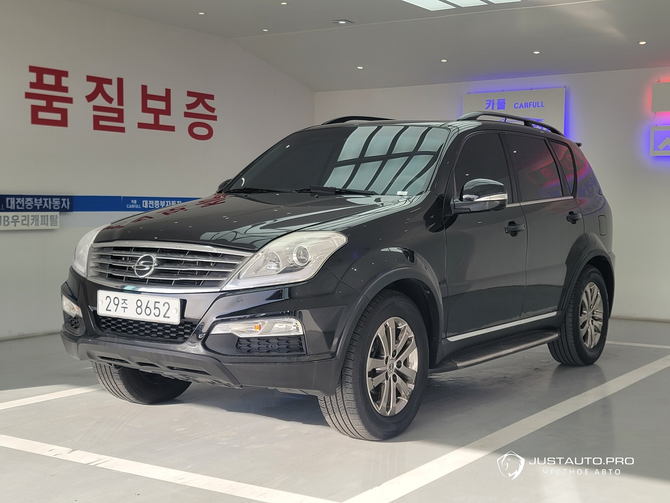 Автомобиль KG_Mobility_Ssangyong Rexton