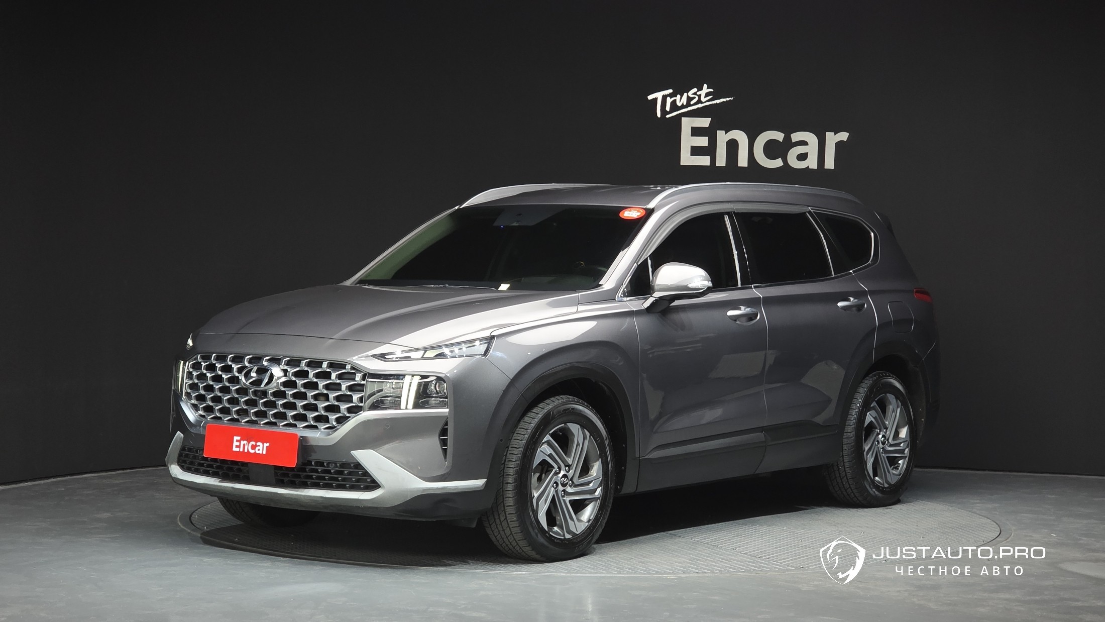 Автомобиль Hyundai Santafe