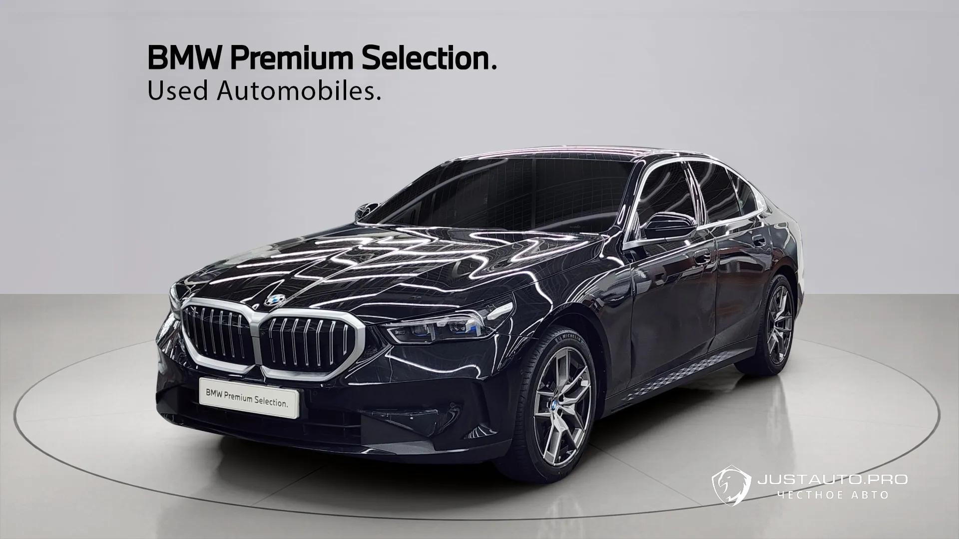 Автомобиль BMW 5-Series