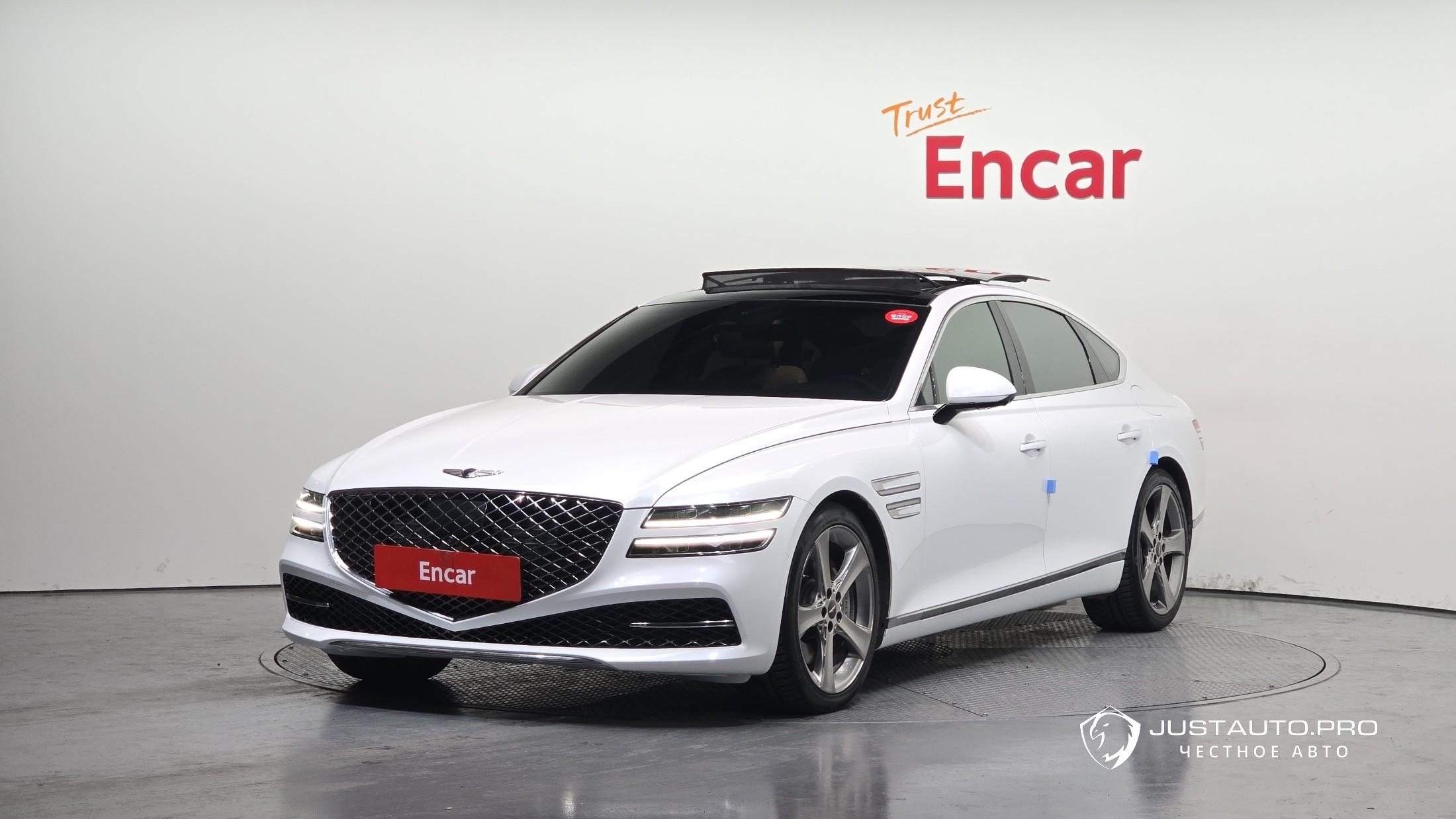 Автомобиль Genesis G80