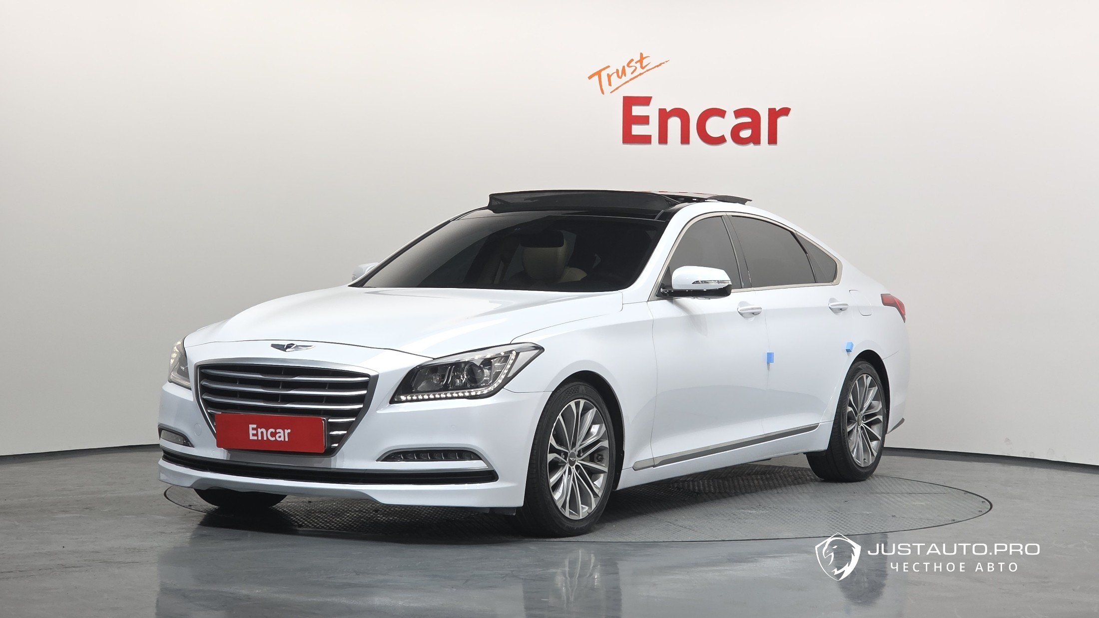 Автомобиль Hyundai Genesis