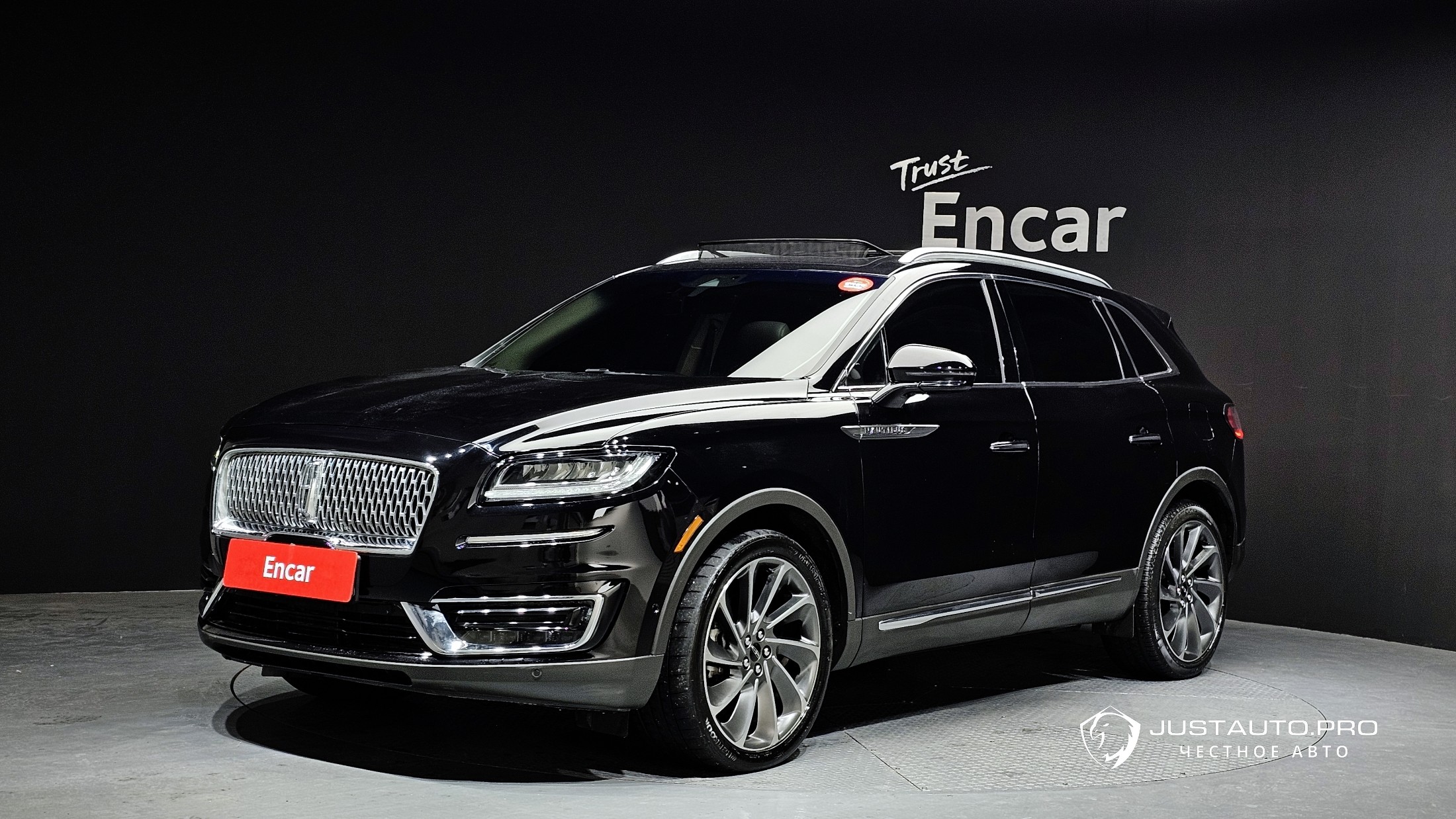 Автомобиль Lincoln Nautilus