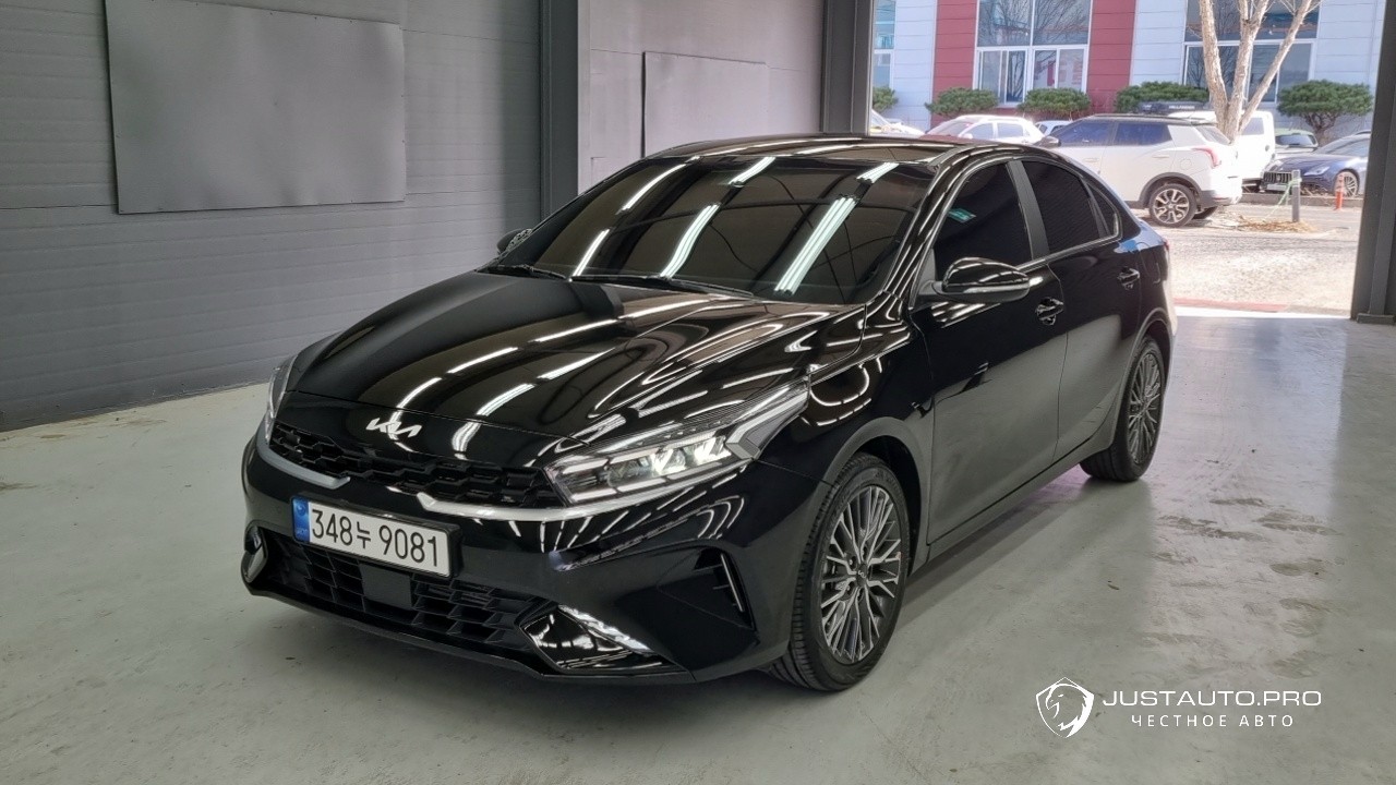 Автомобиль Kia K3