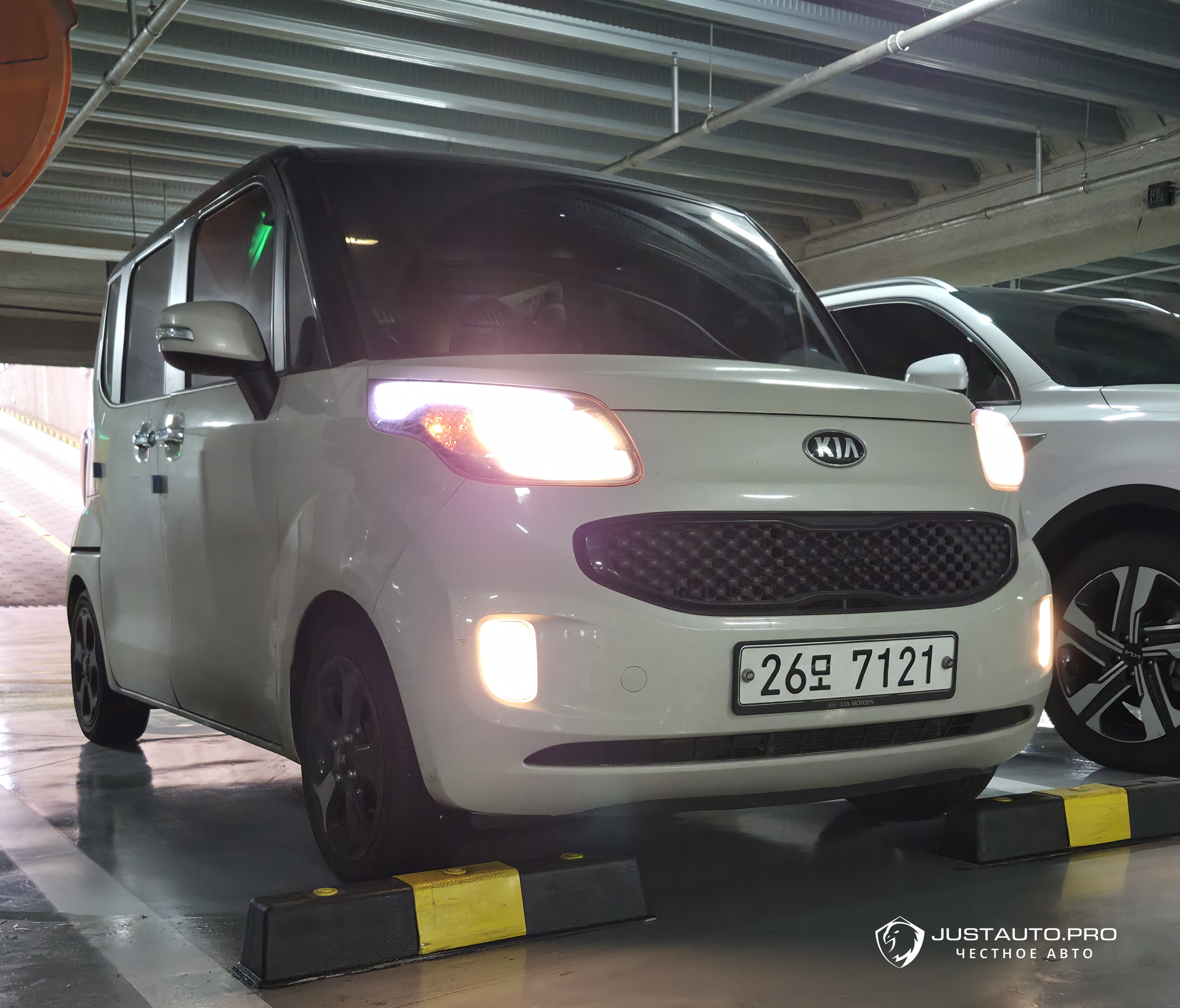 Автомобиль Kia RAY