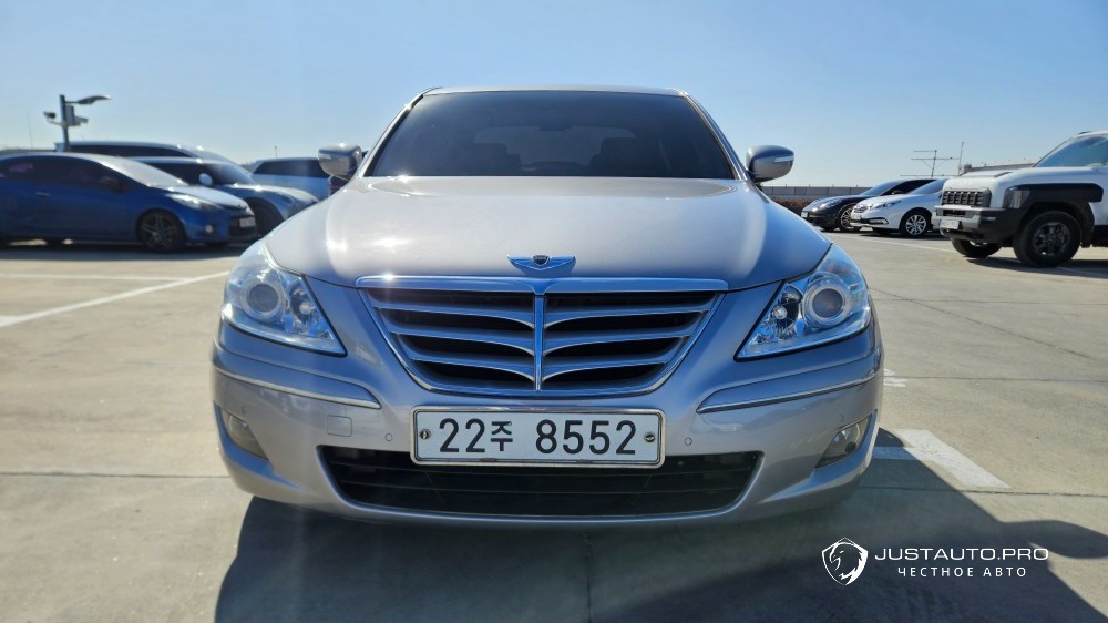 Автомобиль Hyundai Genesis