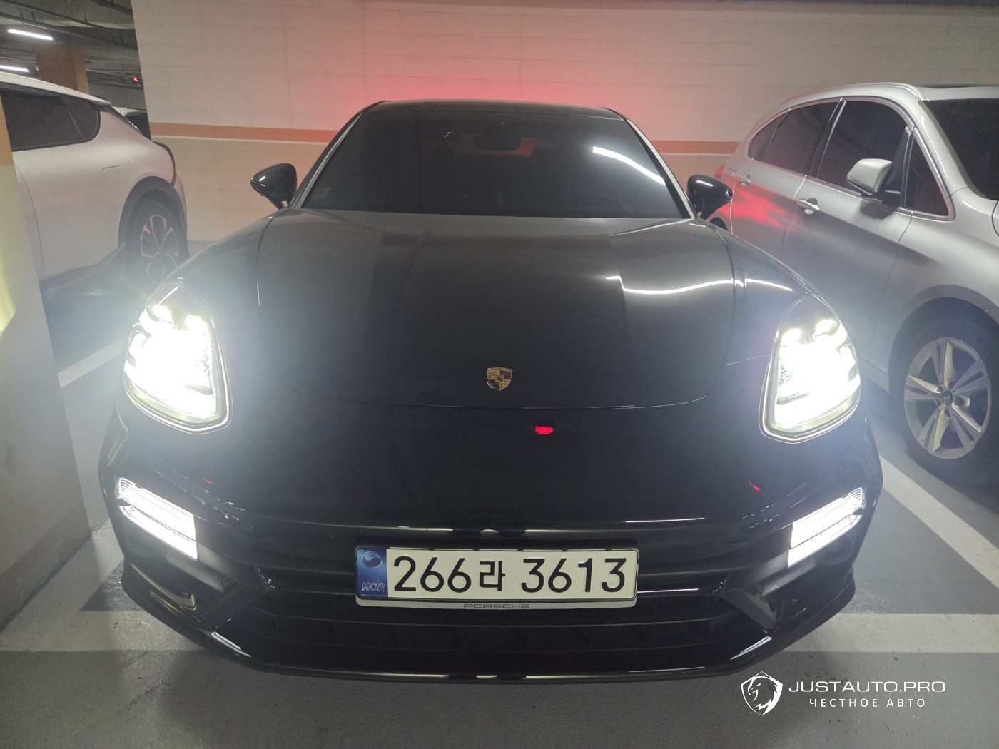 Автомобиль Porsche Panamera
