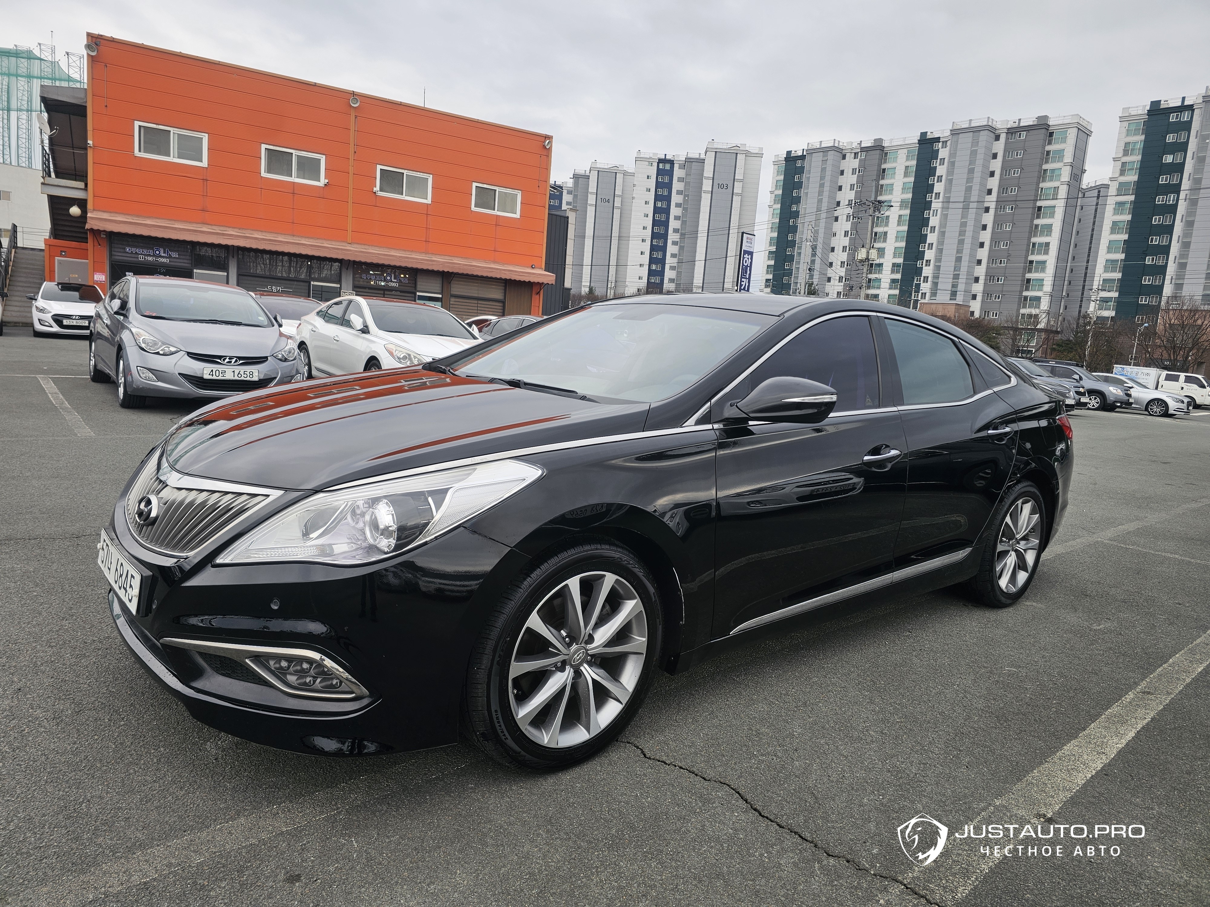 Автомобиль Hyundai Grandeur