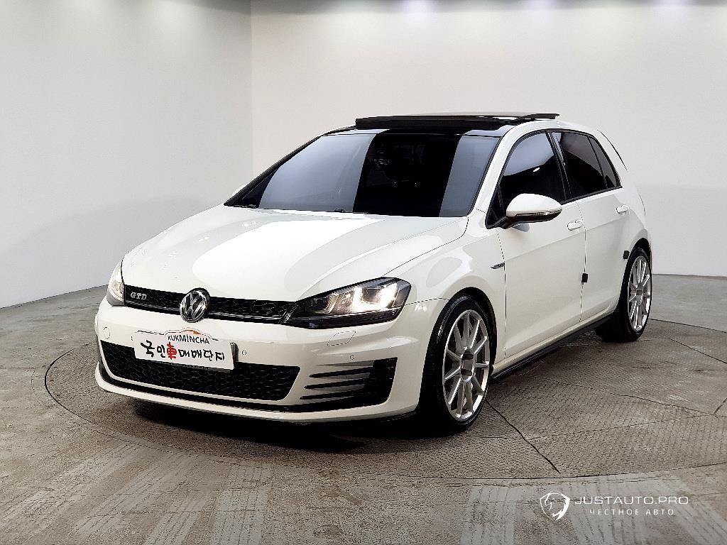 Автомобиль Volkswagen Golf