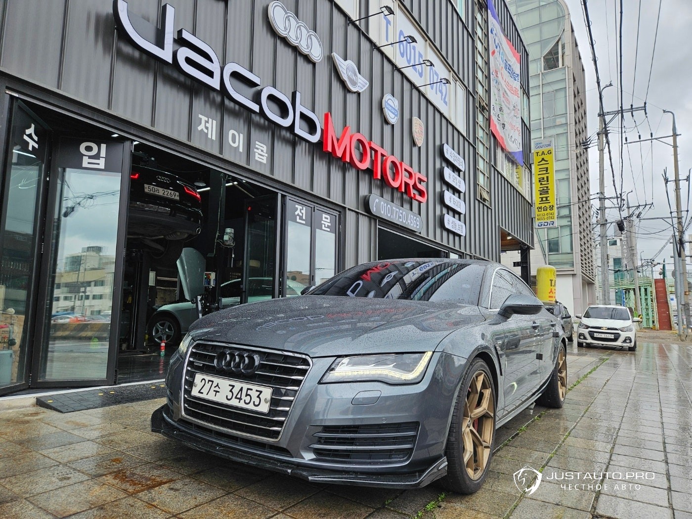 Автомобиль Audi A7