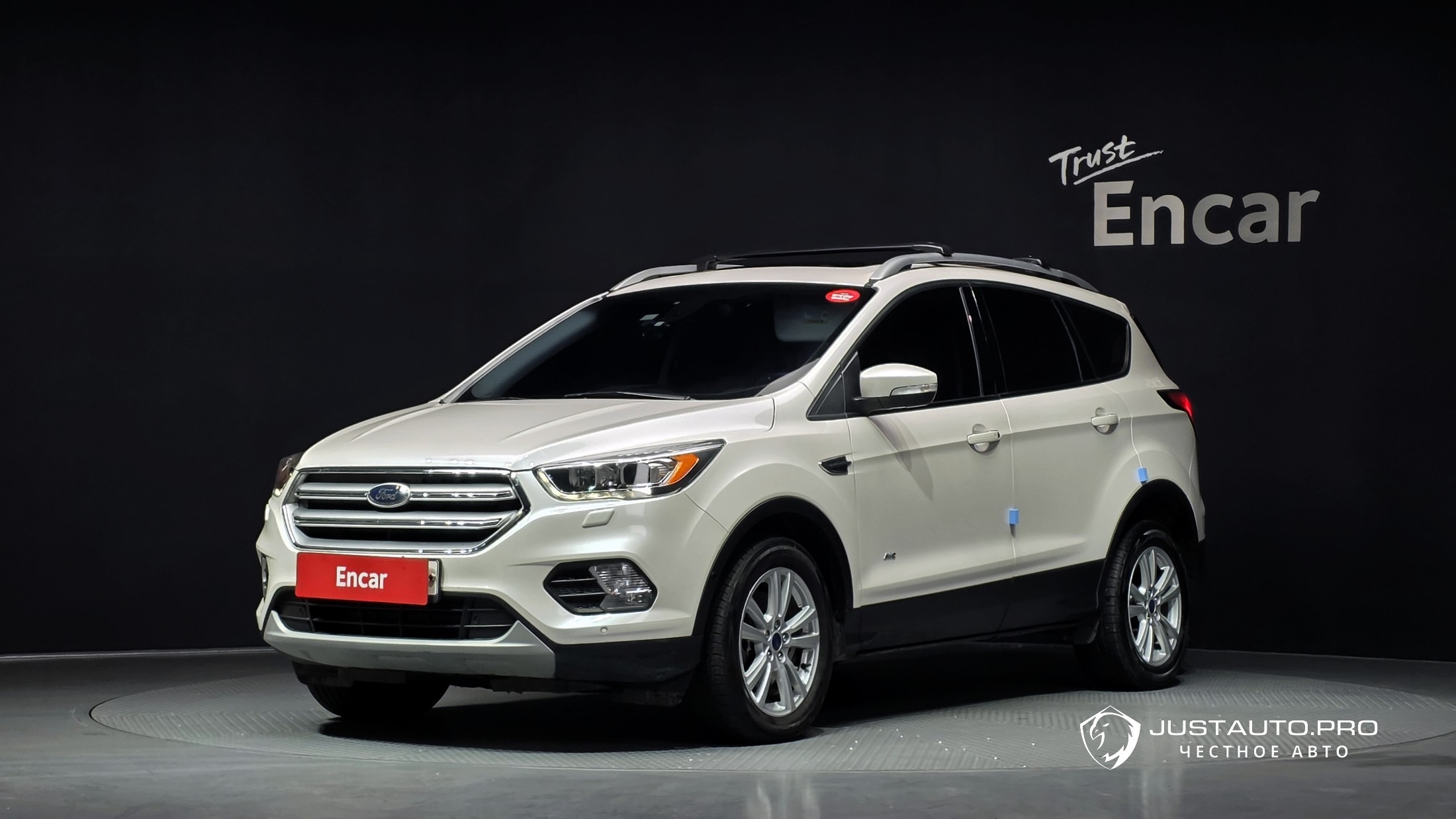 Автомобиль Ford Kuga