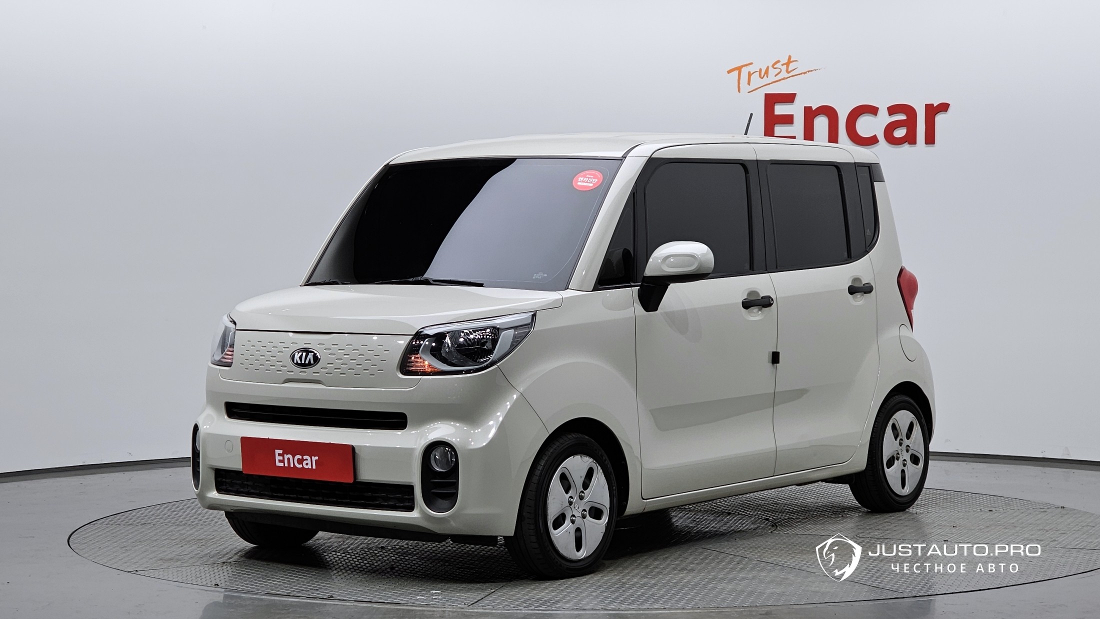 Автомобиль Kia RAY