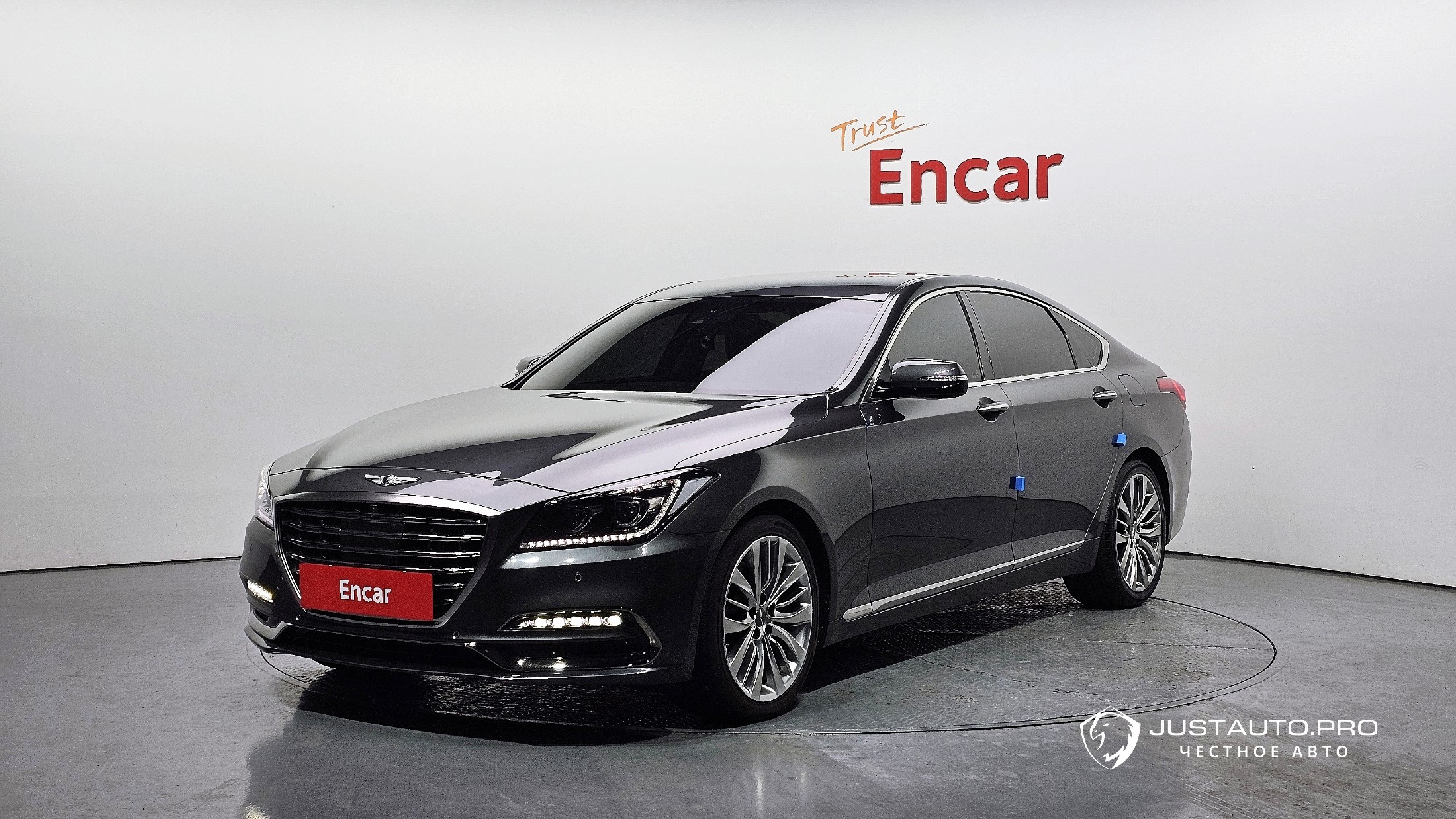 Автомобиль Genesis G80