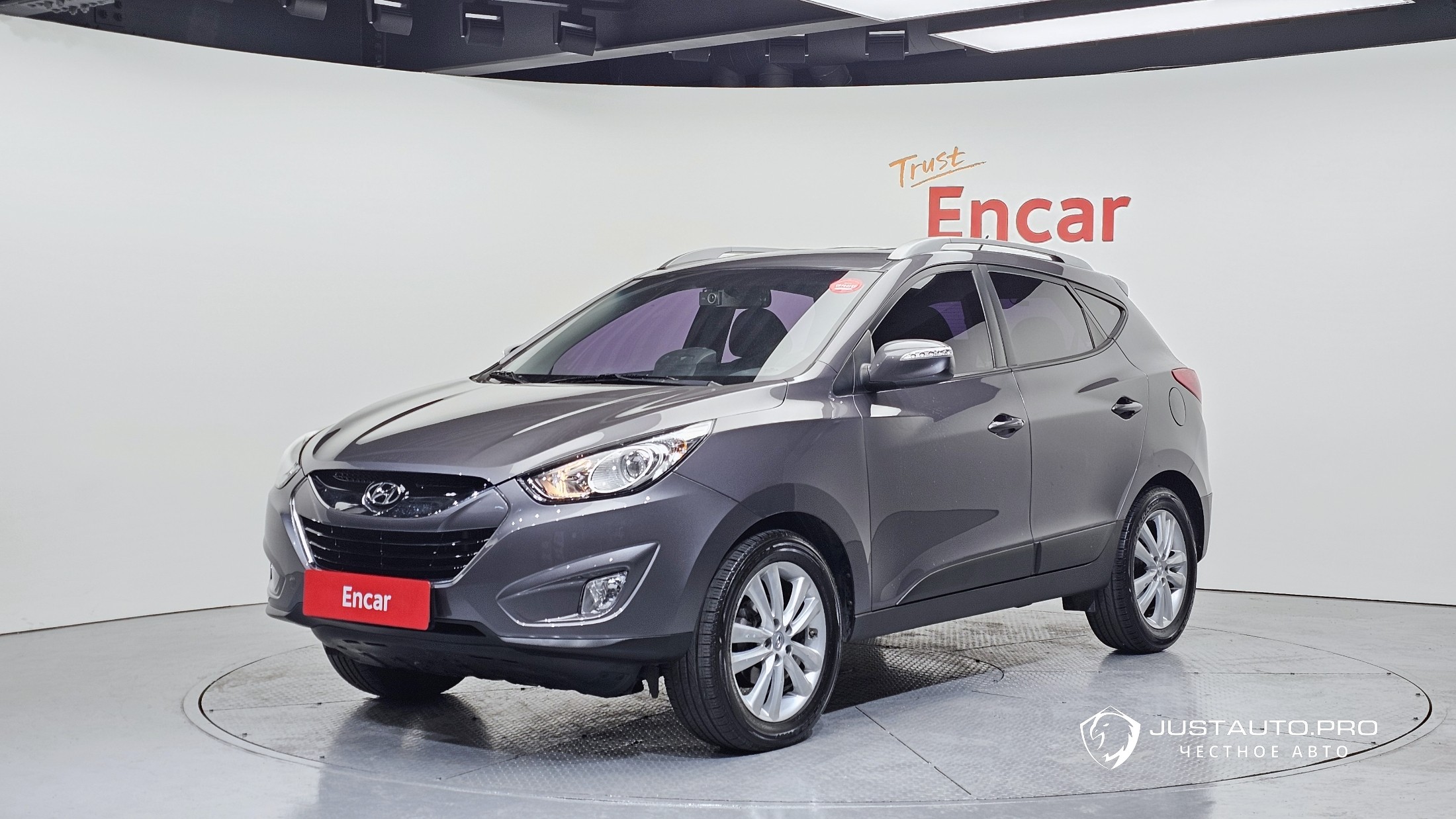 Автомобиль Hyundai Tucson