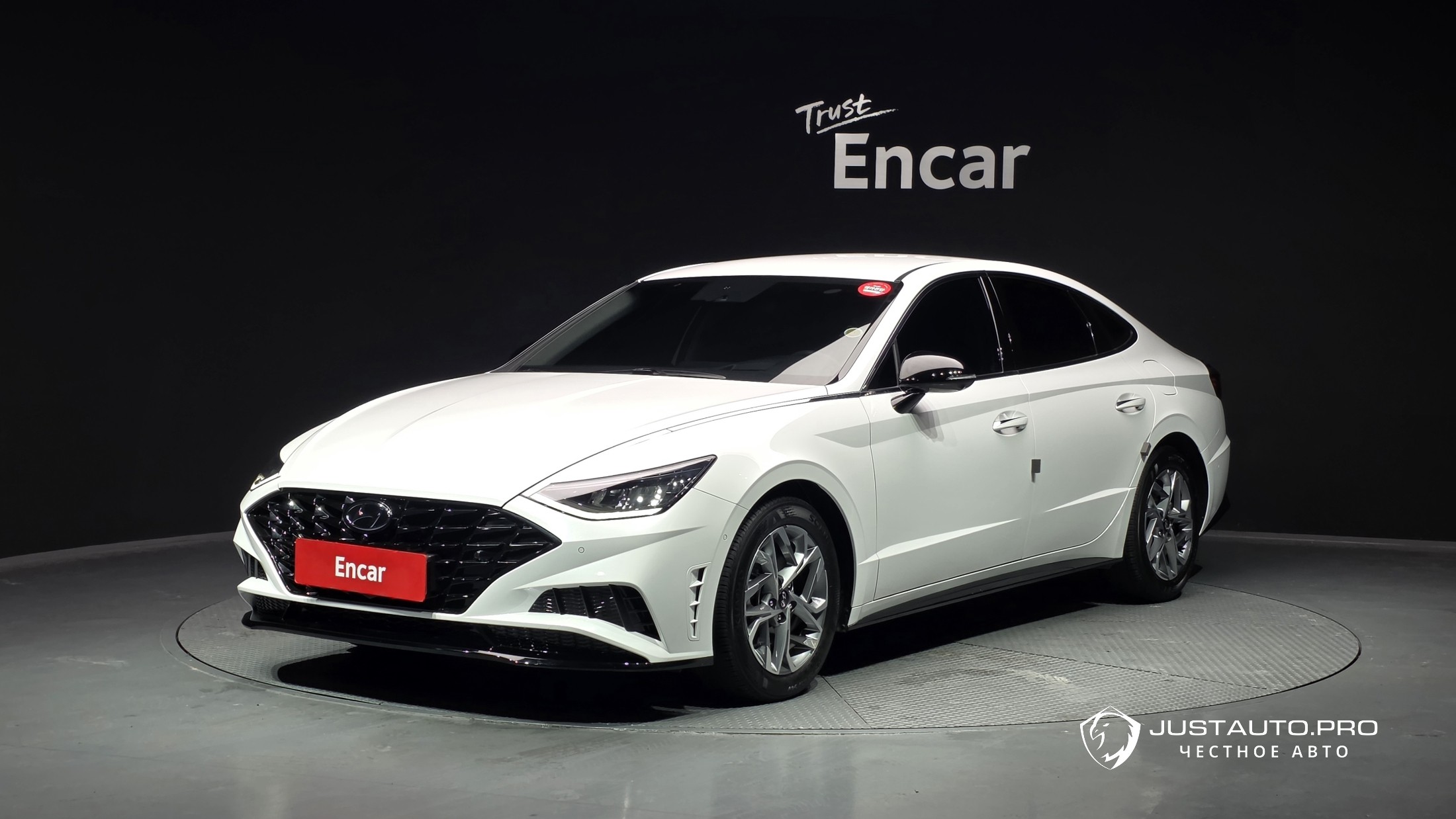 Автомобиль Hyundai Sonata