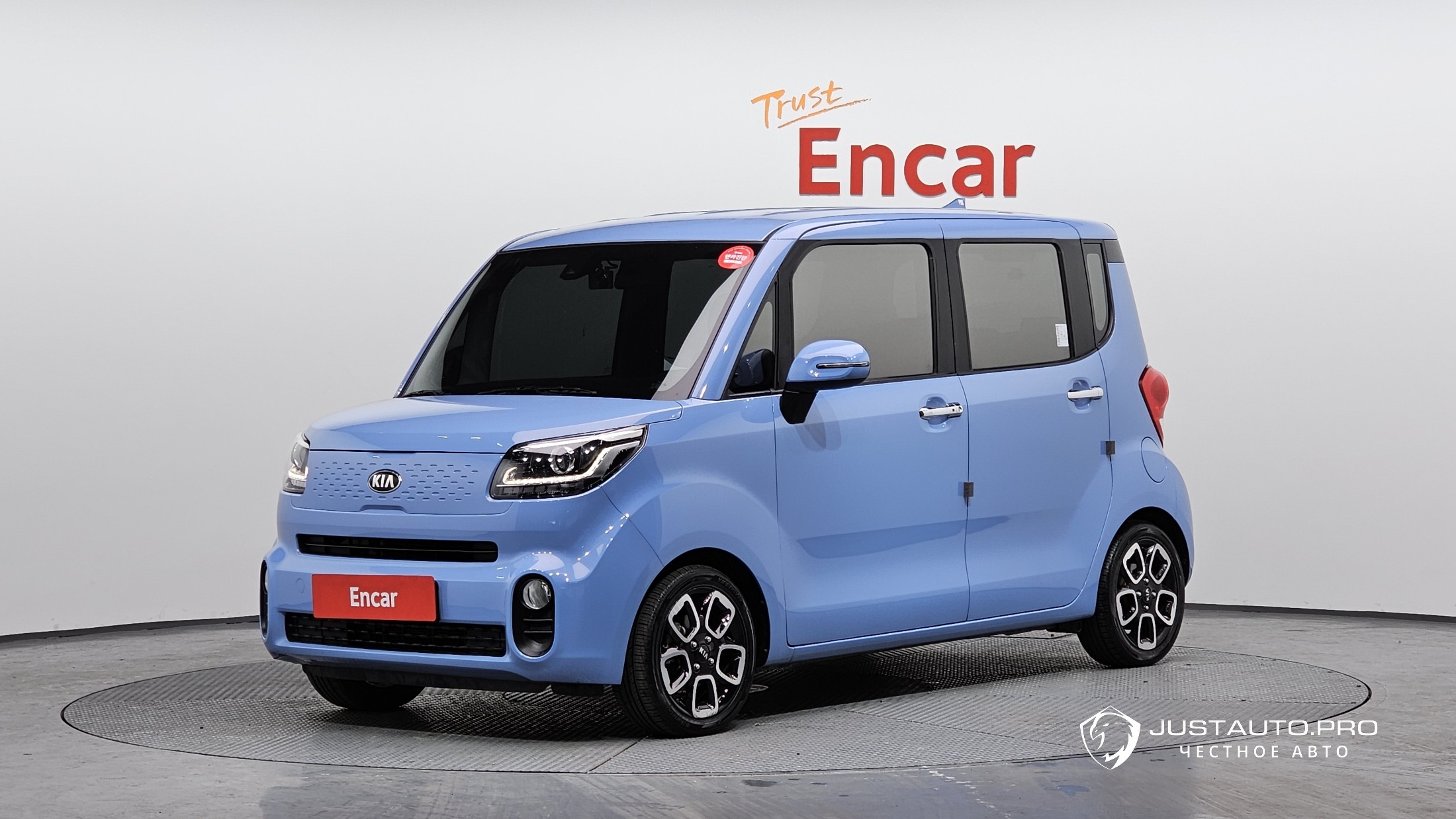 Автомобиль Kia RAY