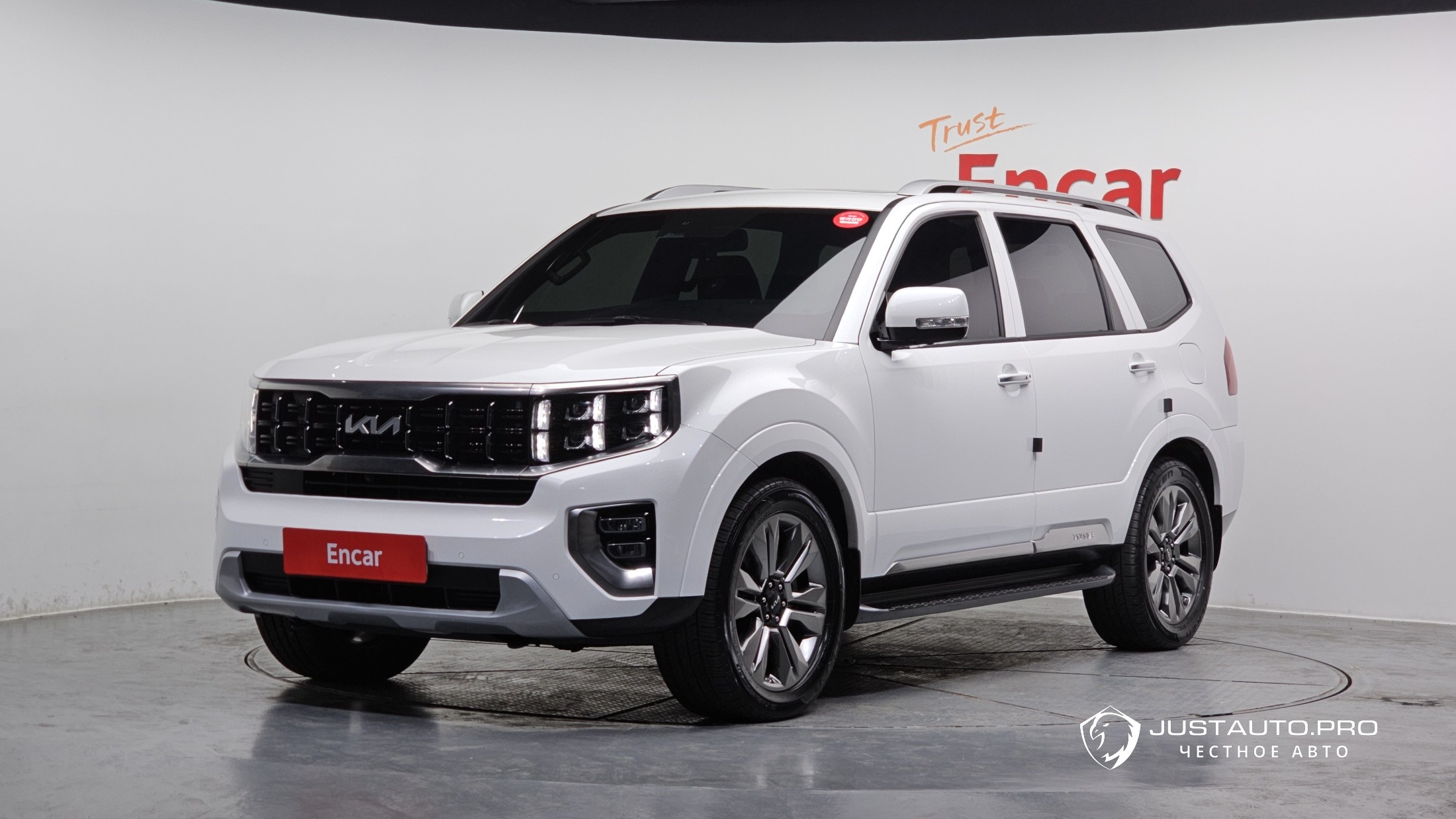 Автомобиль Kia Mohave