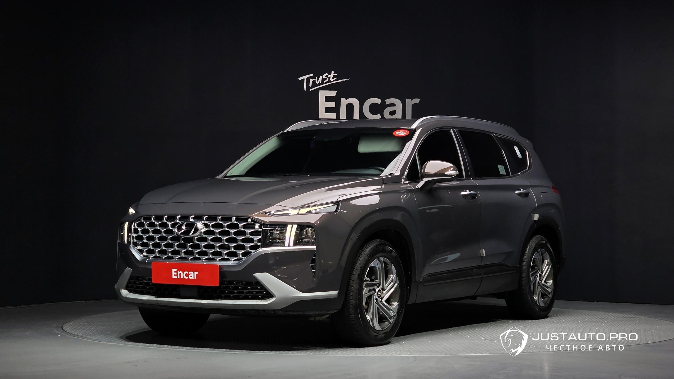 Автомобиль Hyundai Santafe