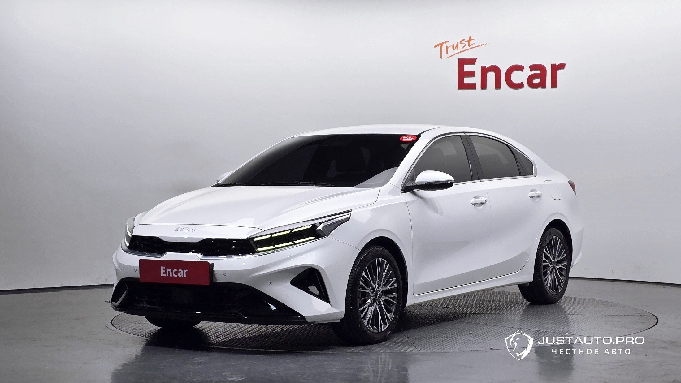 Автомобиль Kia K3