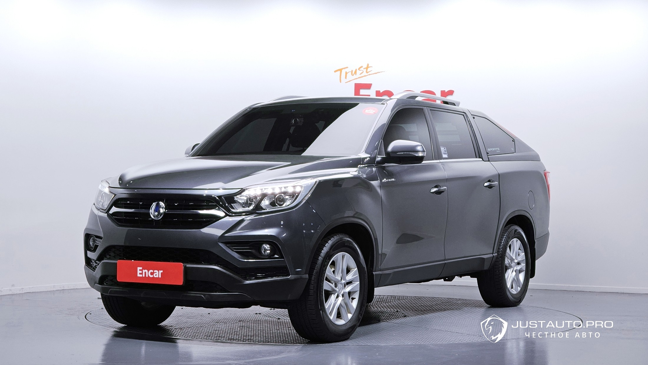 Автомобиль KG_Mobility_Ssangyong Rexton