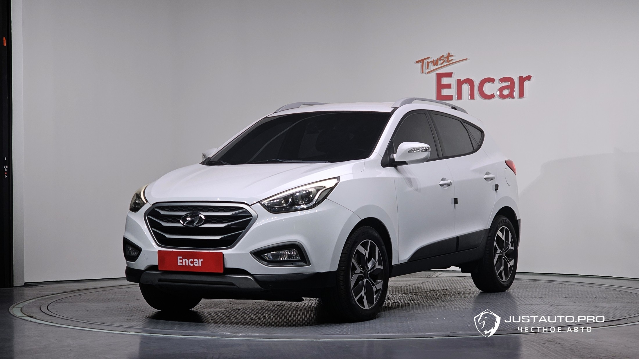 Автомобиль Hyundai Tucson