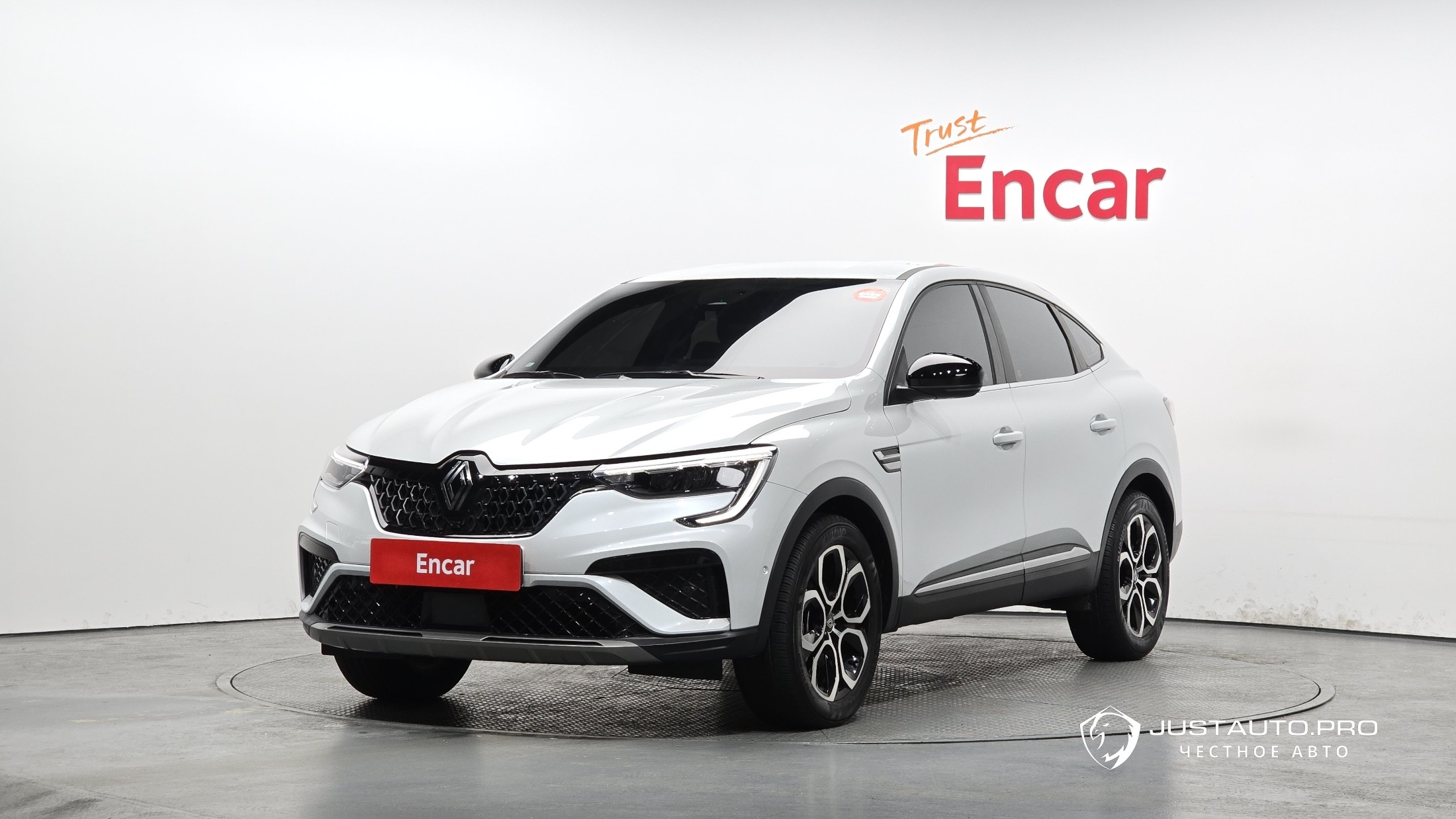 Автомобиль Renault-KoreaSamsung Arkana