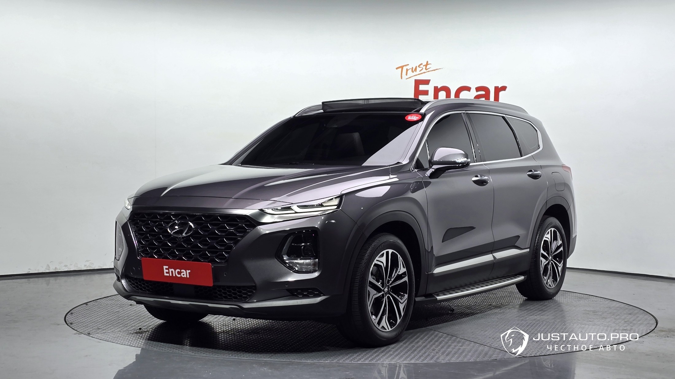 Автомобиль Hyundai Santafe