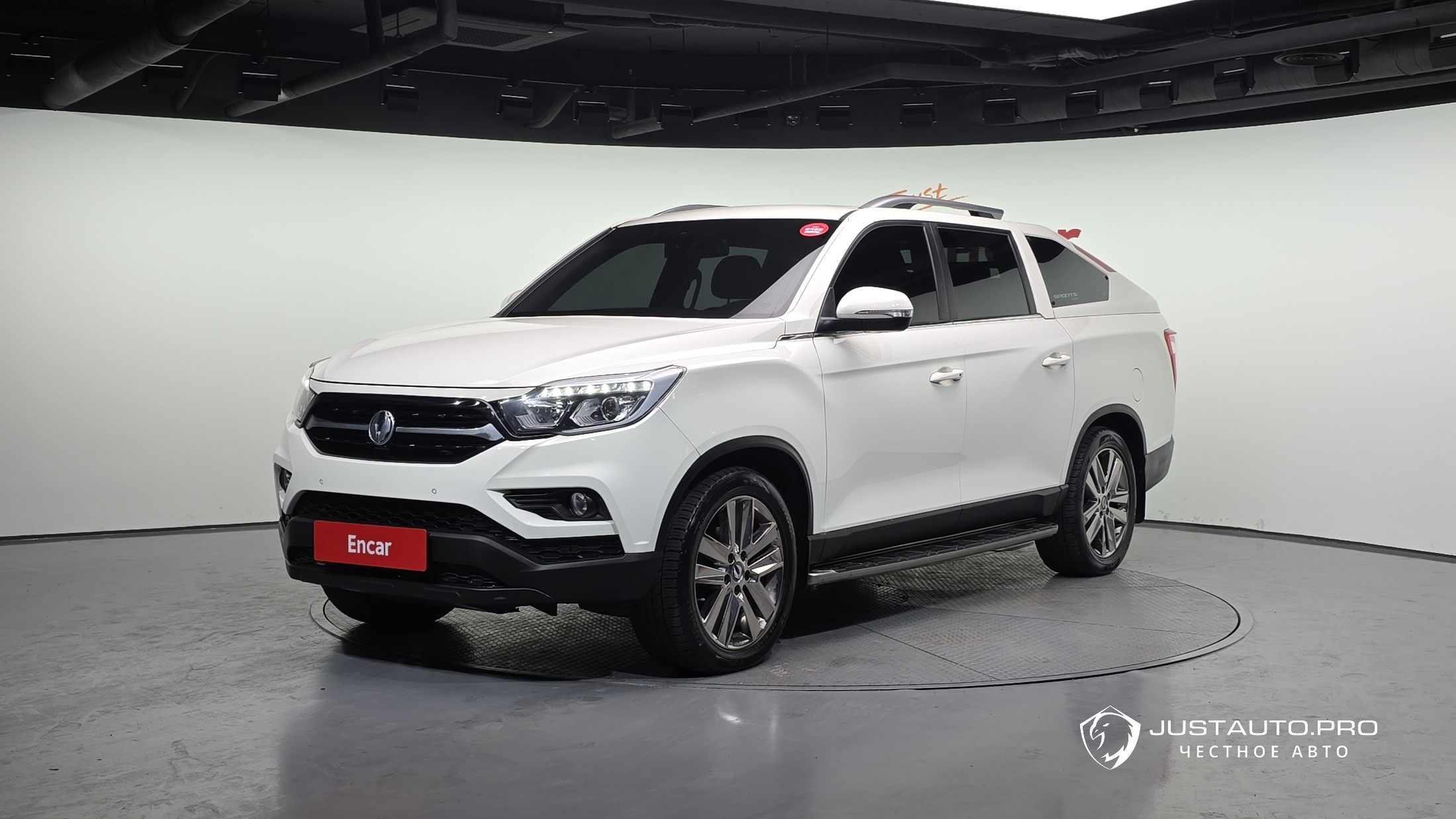 Автомобиль KG_Mobility_Ssangyong Rexton