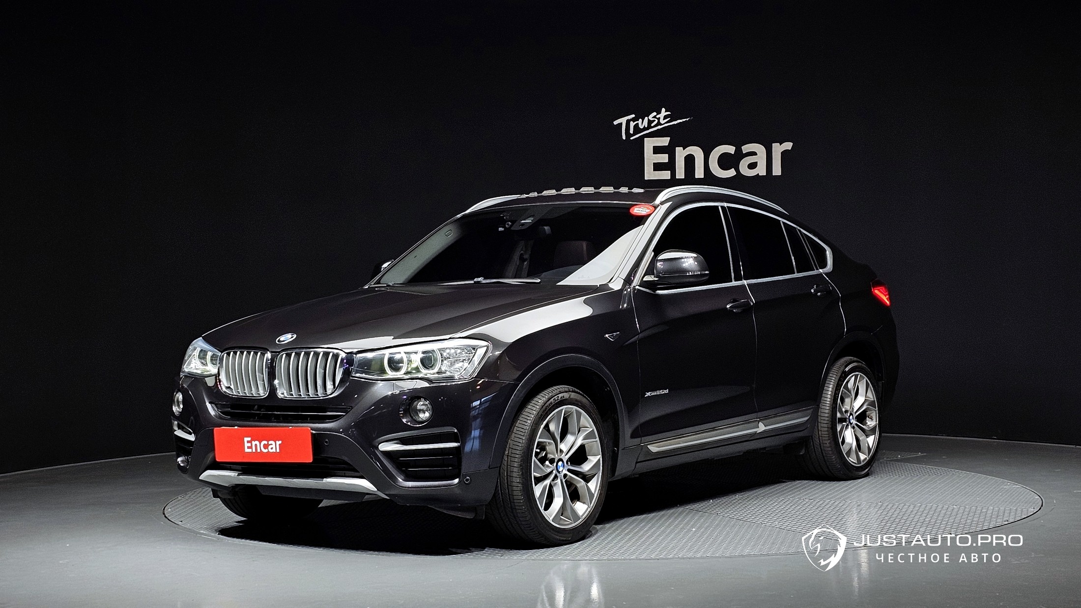 Автомобиль BMW X4