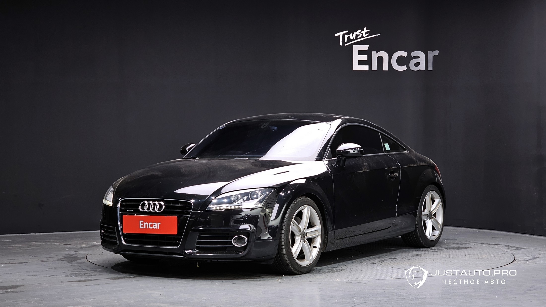 Автомобиль Audi TT